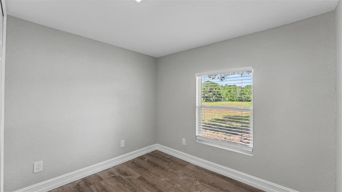 21 RIDGE ROAD — photo 13 of 34
