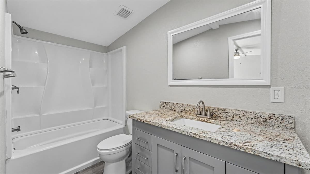 21 RIDGE ROAD — photo 11 of 34