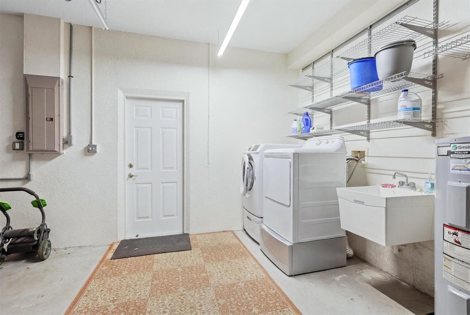 22481 MADELYN AVENUE — photo 33 of 48