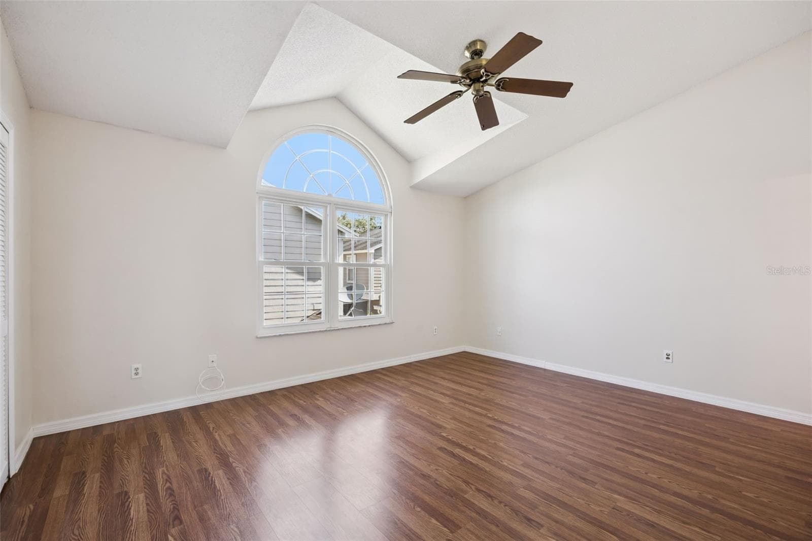 12122 BRUCETON WAY — photo 14 of 45