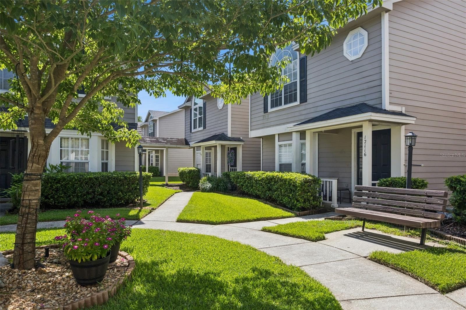 12122 BRUCETON WAY — photo 4 of 45
