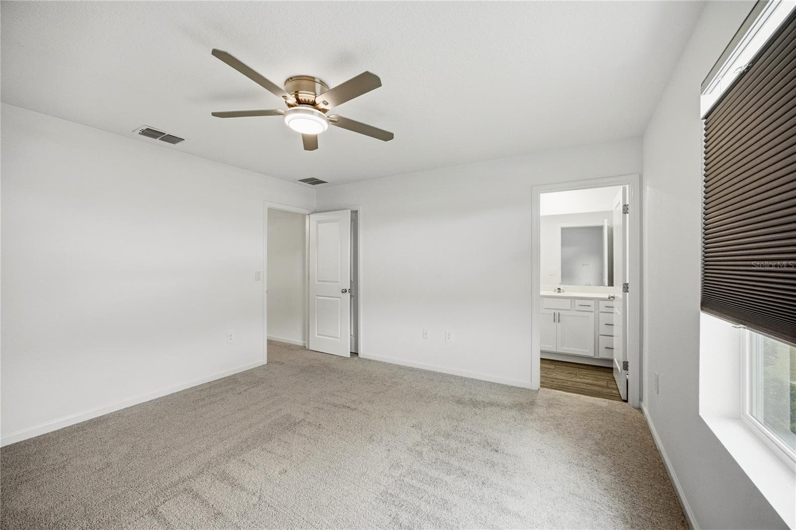 5366 21ST COURT — photo 19 of 28