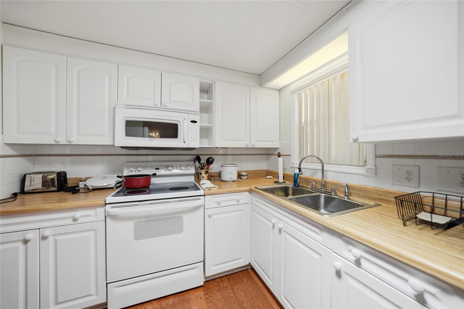 3450 GRAPEFRUIT LANE — photo 9 of 44