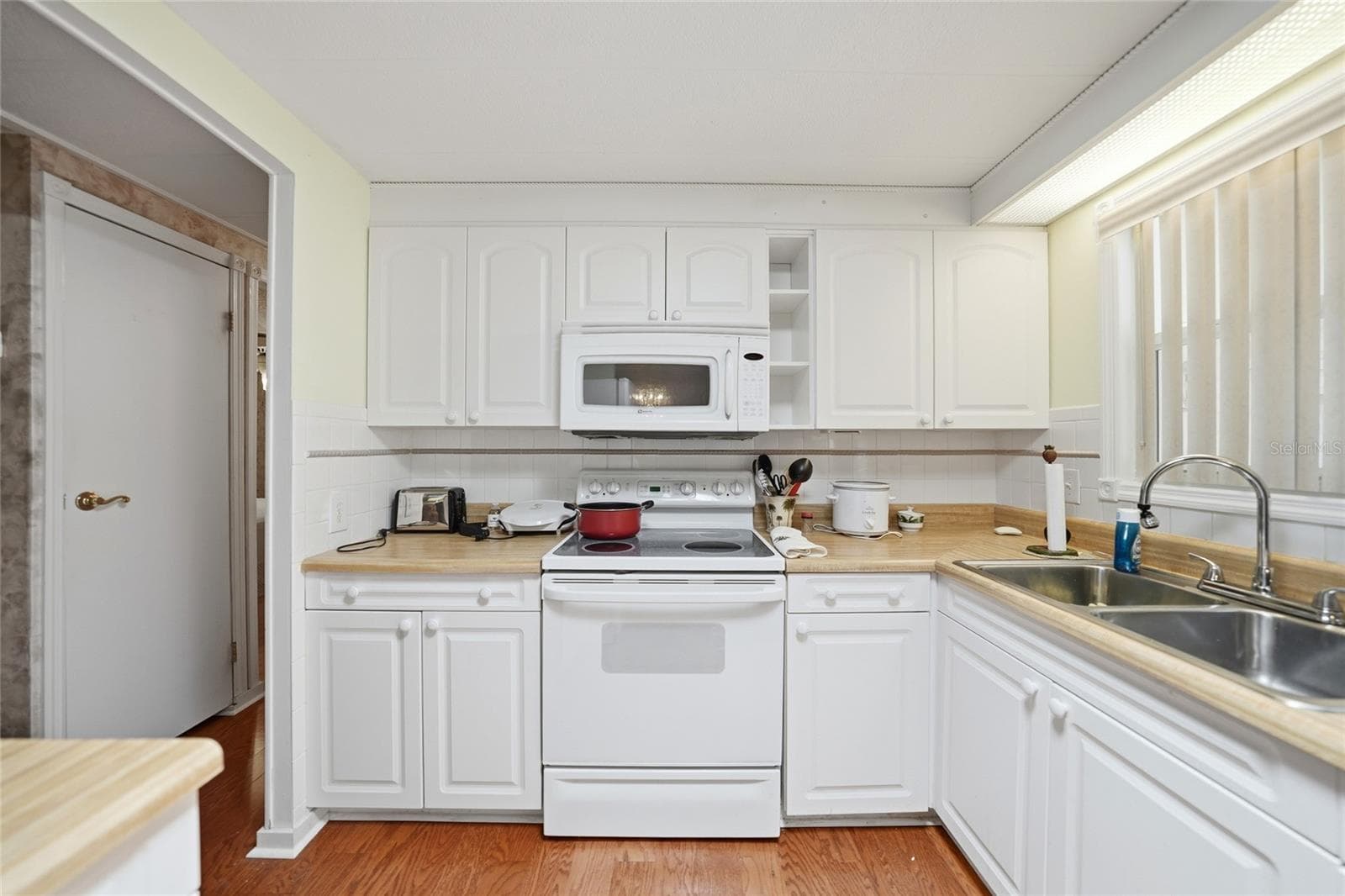 3450 GRAPEFRUIT LANE — photo 8 of 44