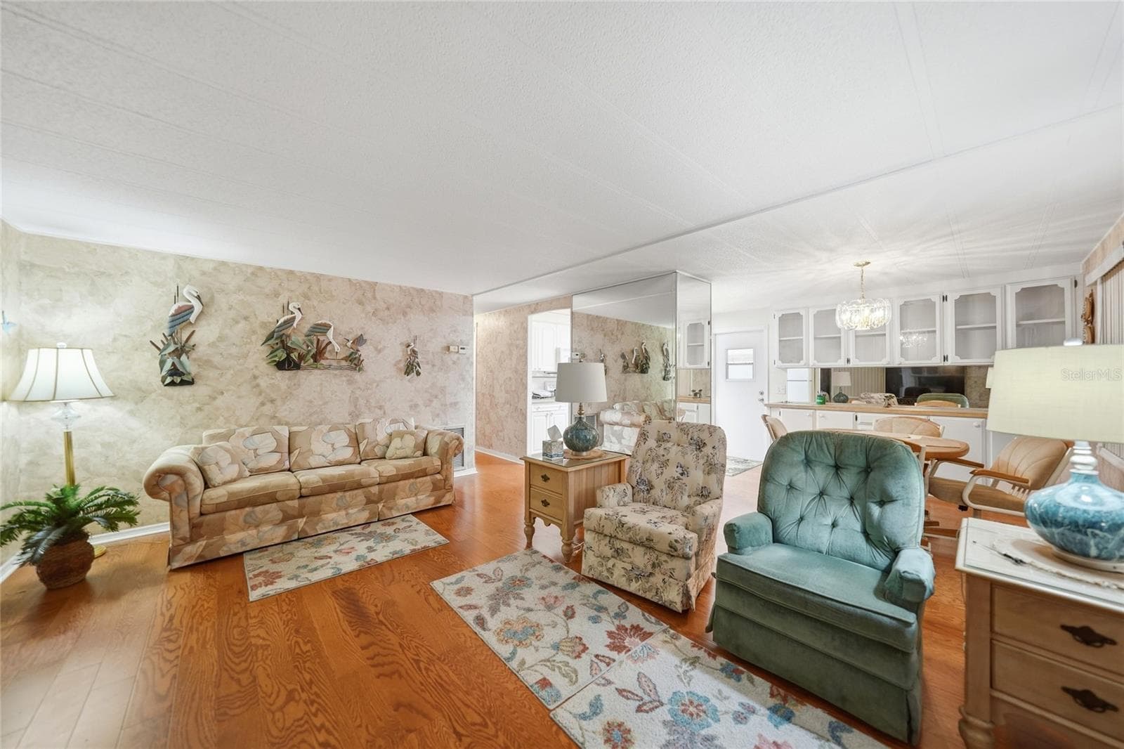 3450 GRAPEFRUIT LANE — photo 2 of 44