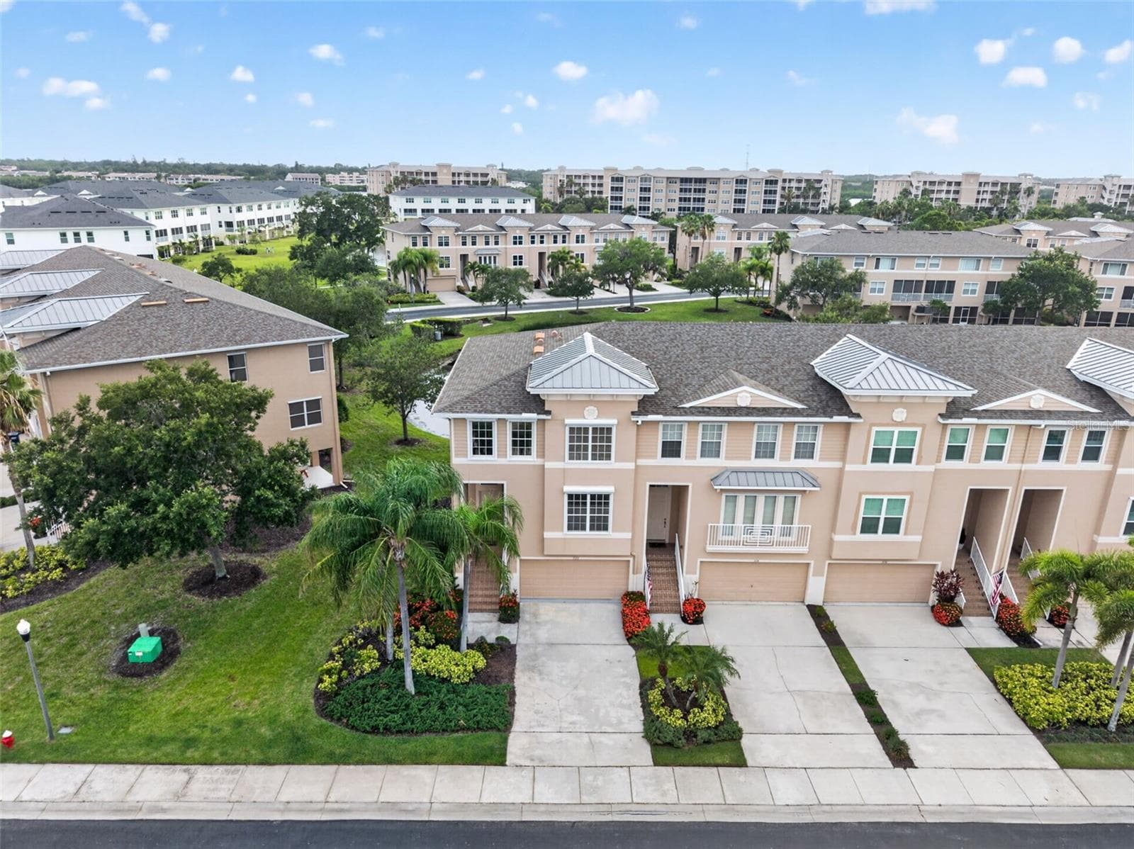 7172 ISLAMORADA CIRCLE — photo 4 of 60