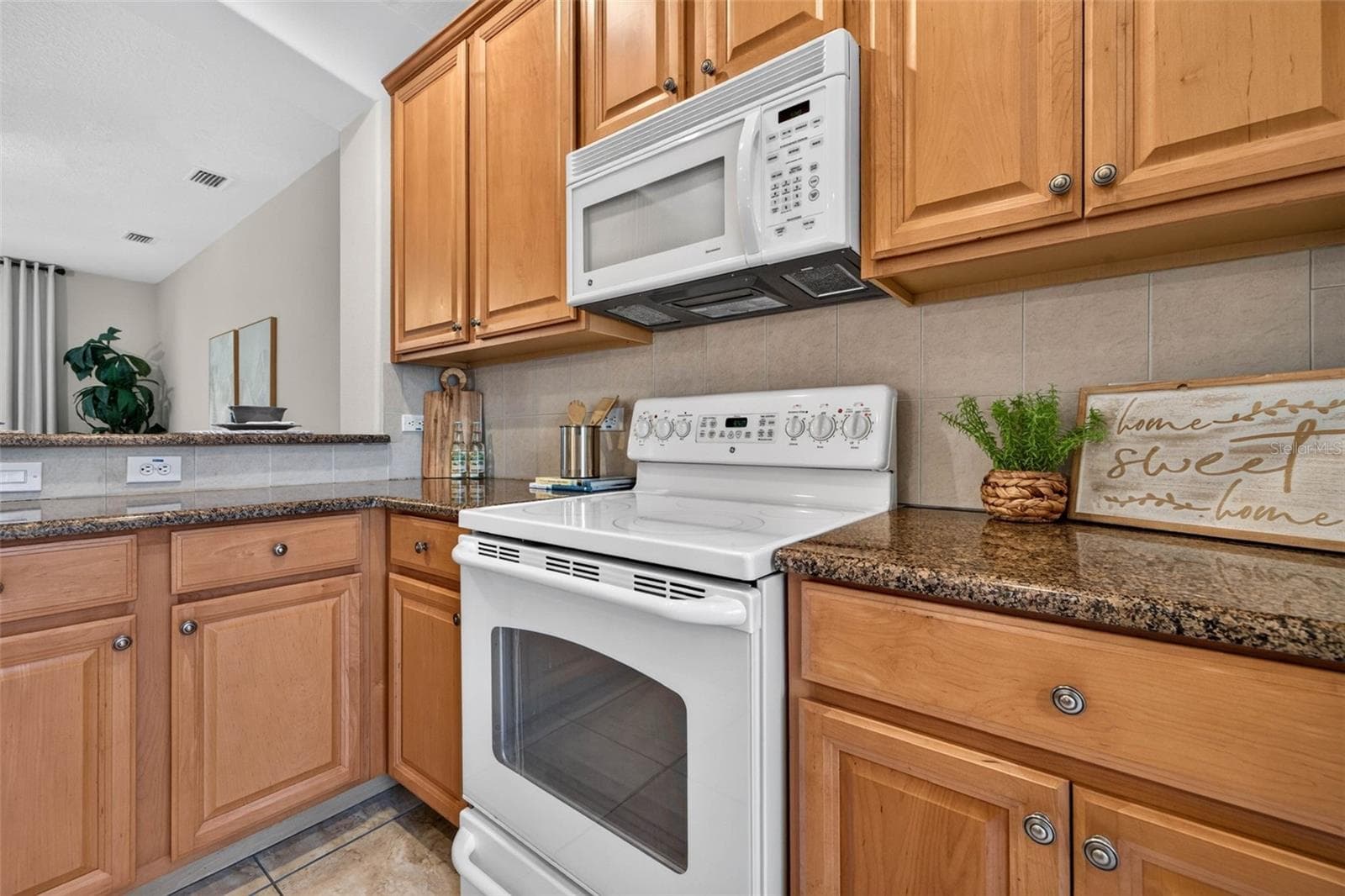 7172 ISLAMORADA CIRCLE — photo 13 of 60