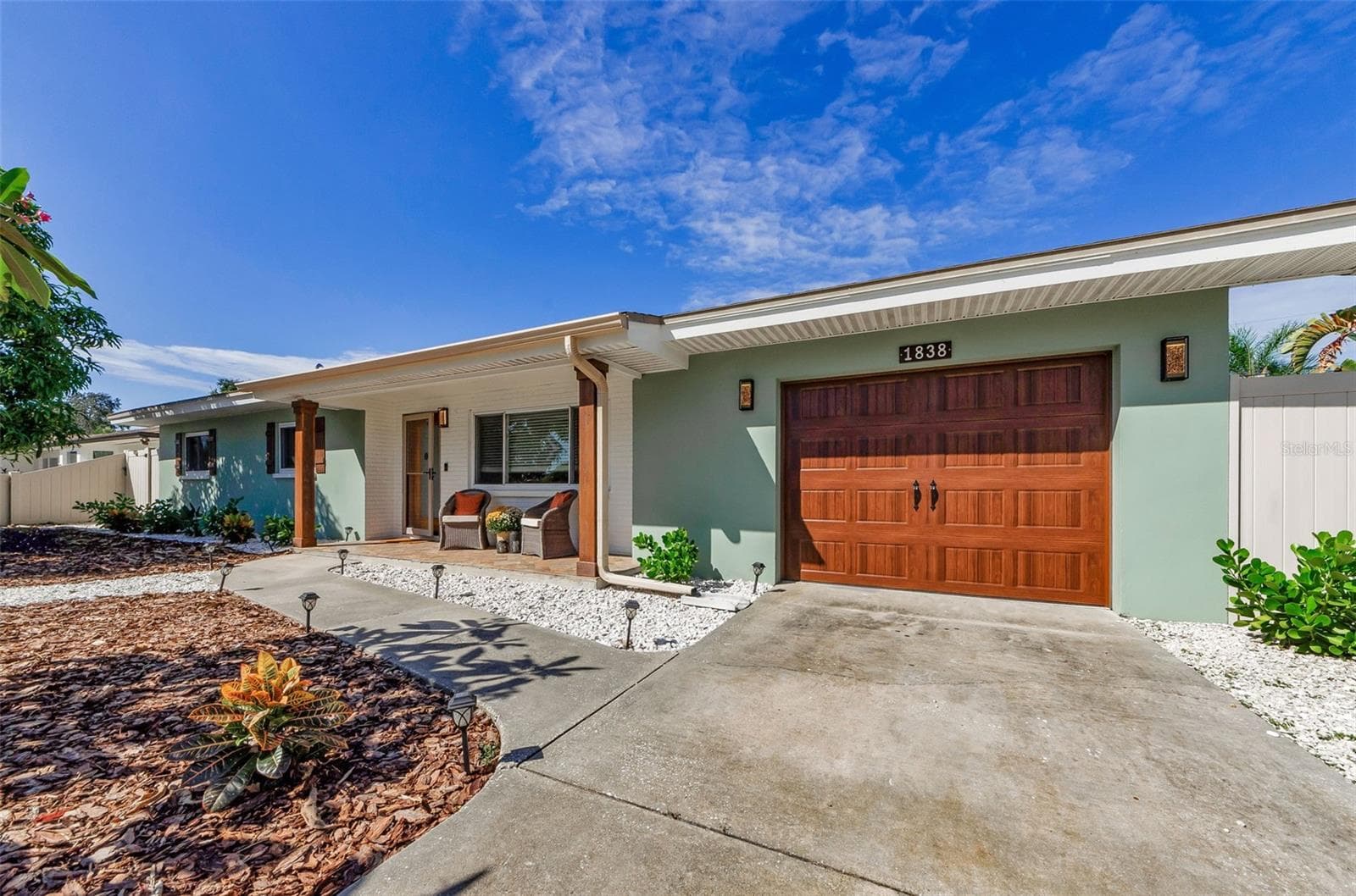 1838 LOMBARDY DRIVE — photo 1 of 43