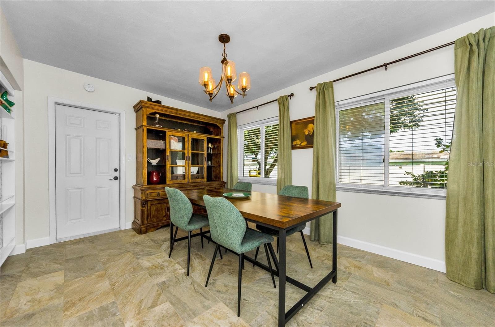 1838 LOMBARDY DRIVE — photo 24 of 43