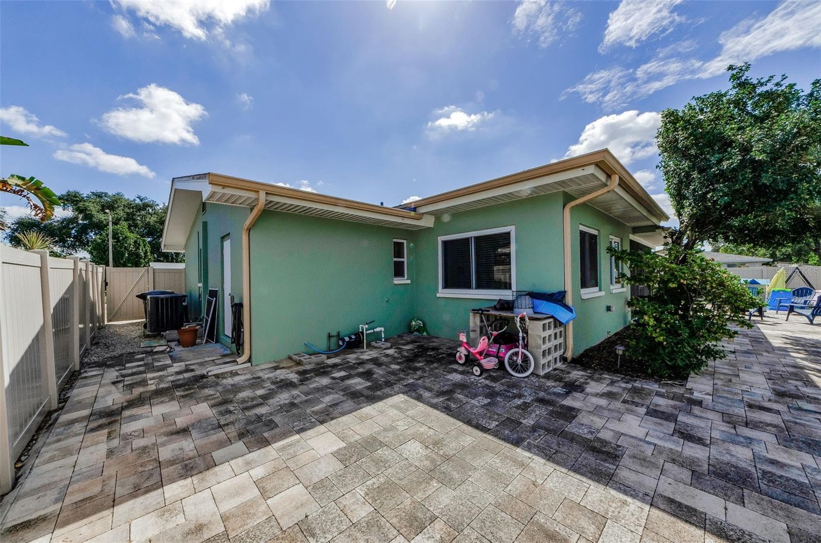 1838 LOMBARDY DRIVE — photo 37 of 43
