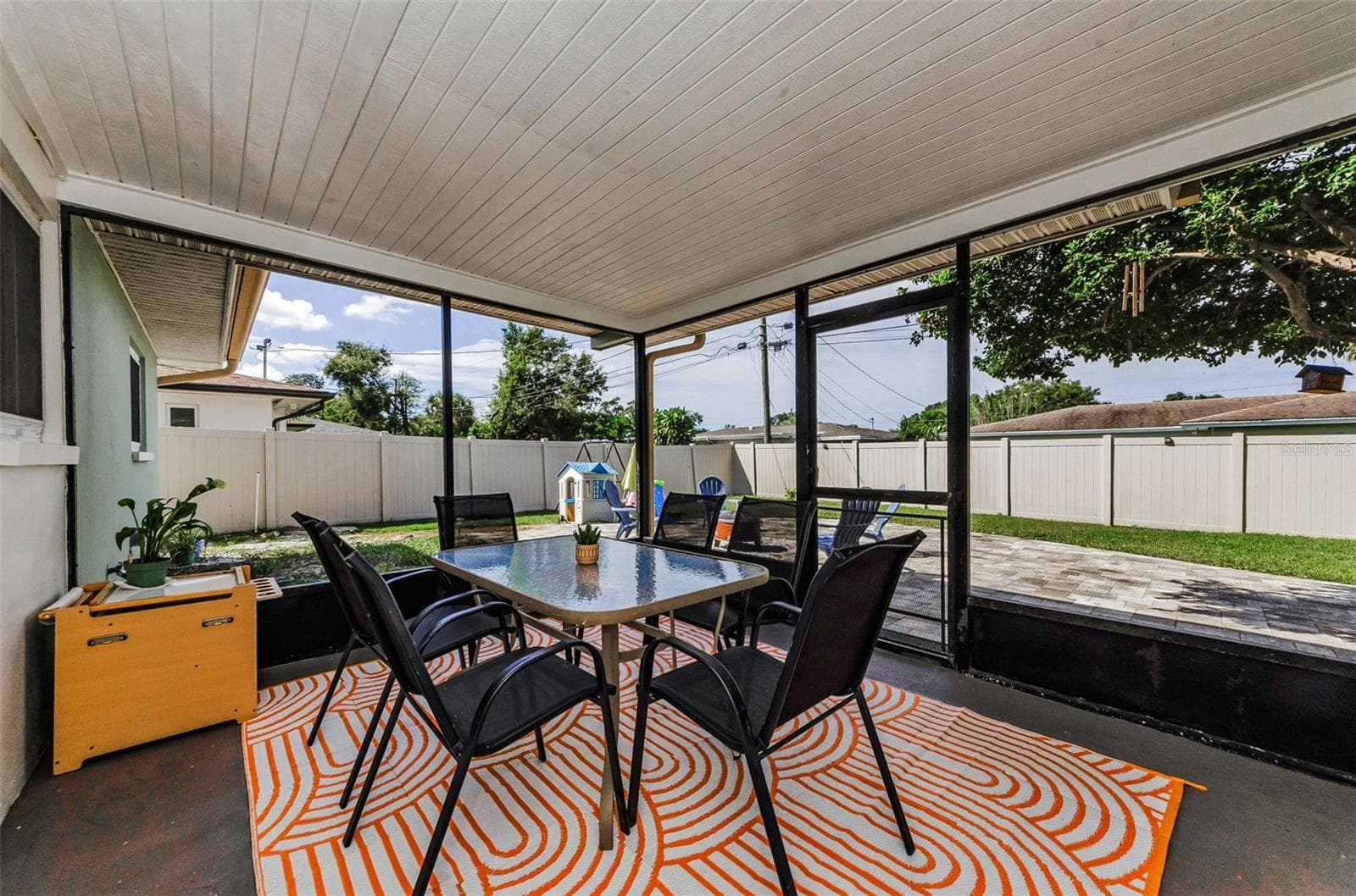 1838 LOMBARDY DRIVE — photo 34 of 43