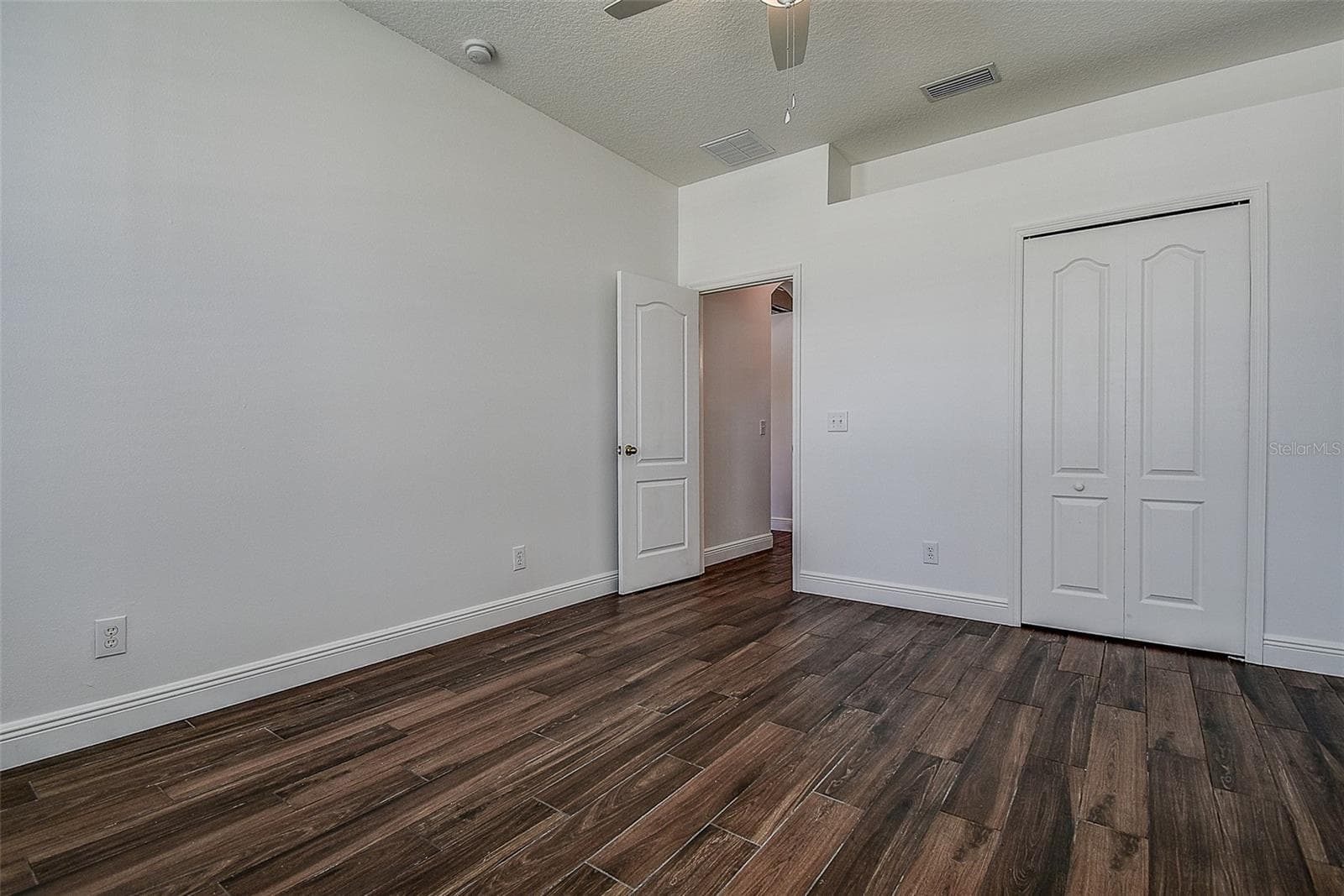 16730 FAIRBOLT WAY — photo 8 of 57