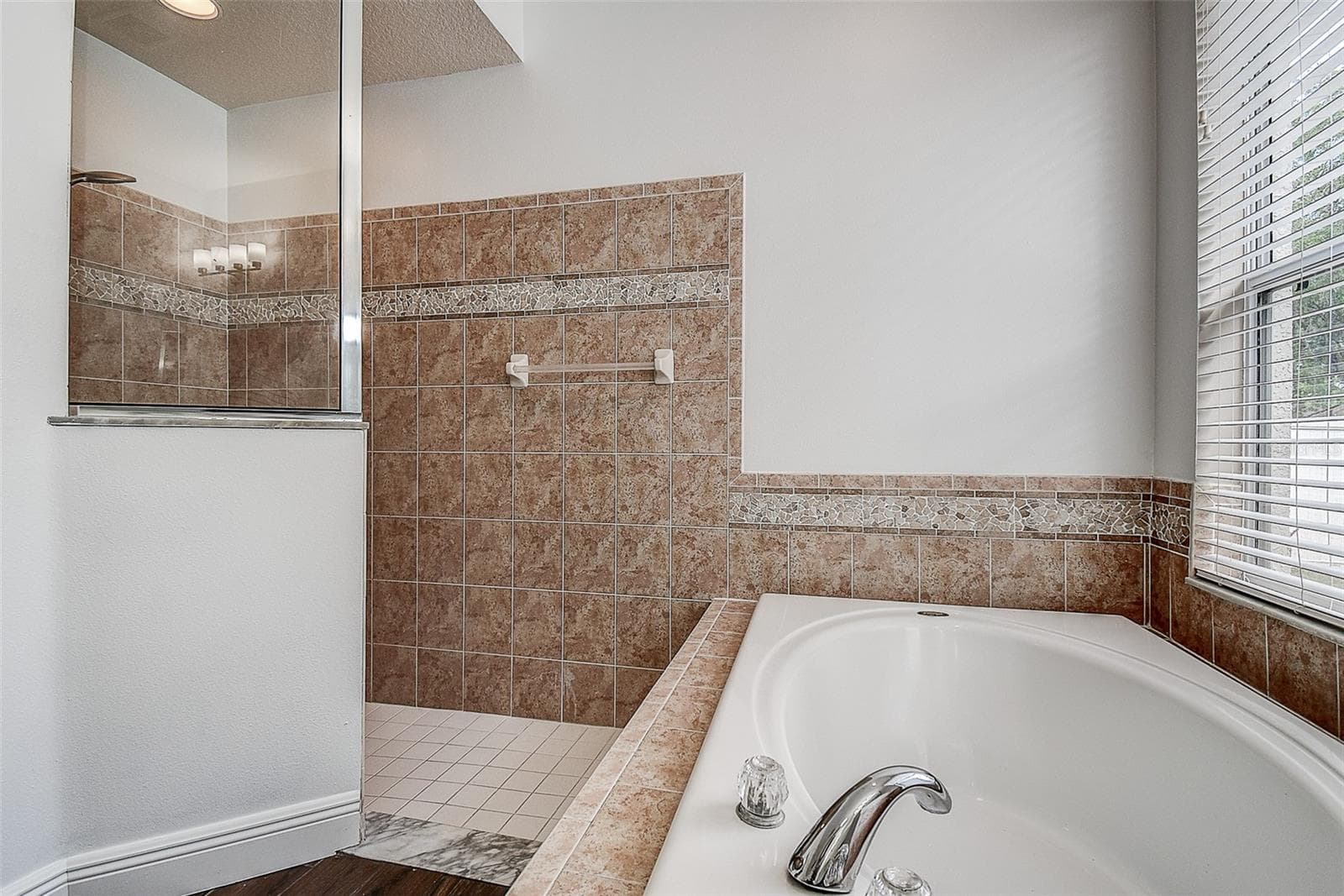 16730 FAIRBOLT WAY — photo 30 of 57
