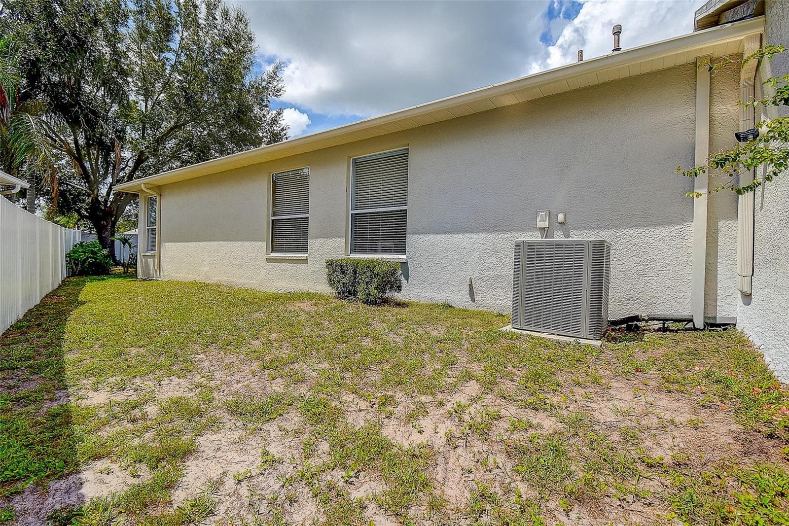 16730 FAIRBOLT WAY — photo 40 of 57