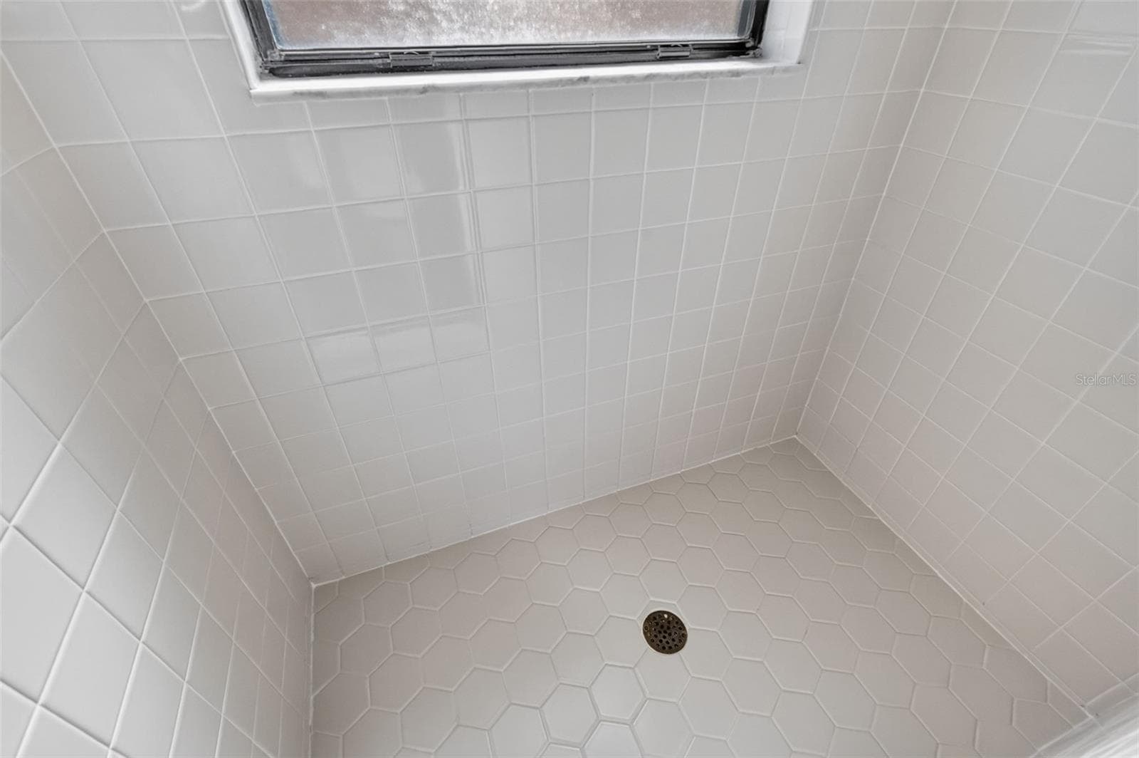 811 MIRANDA WAY — photo 27 of 51