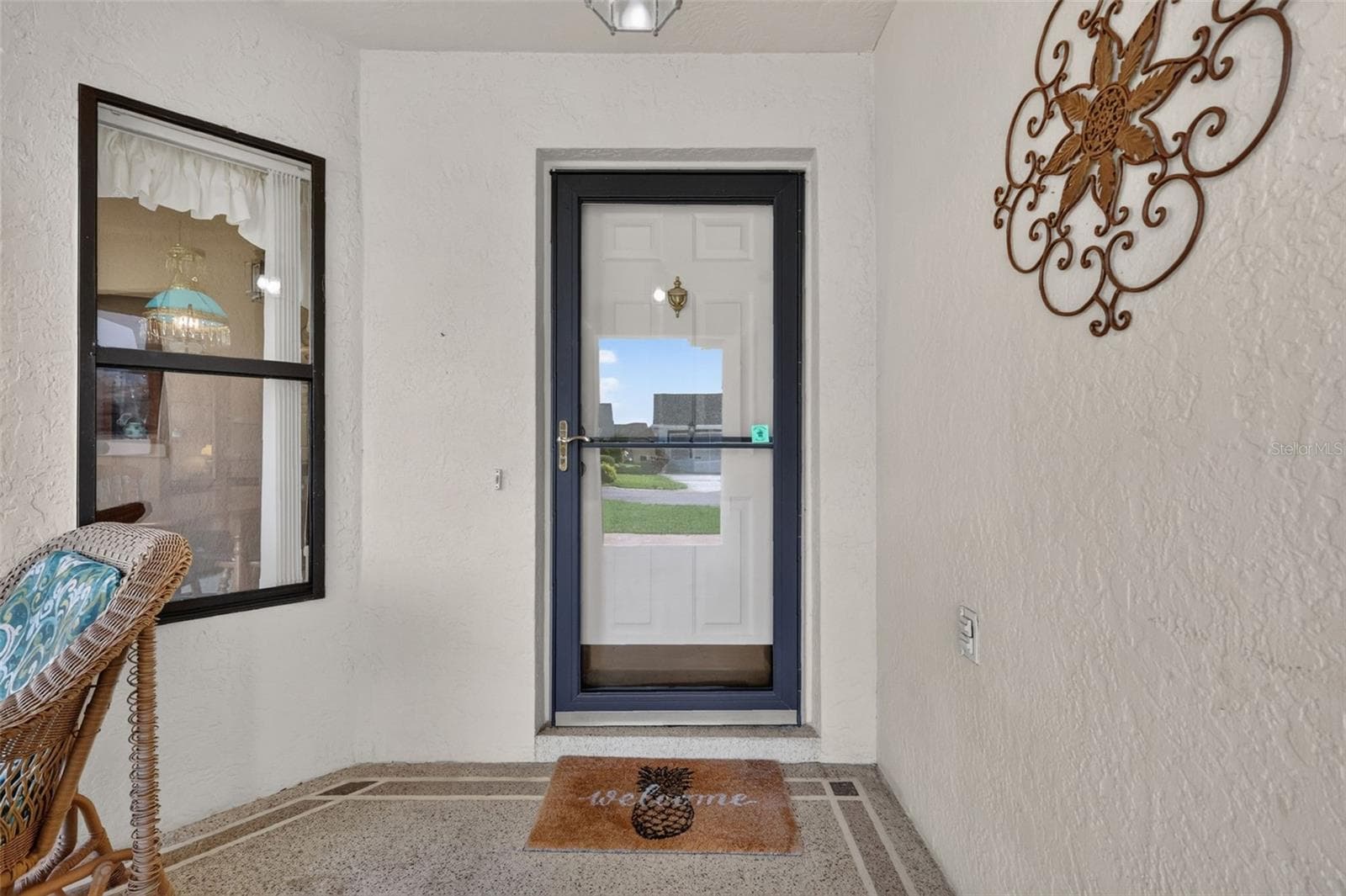 811 MIRANDA WAY — photo 7 of 51