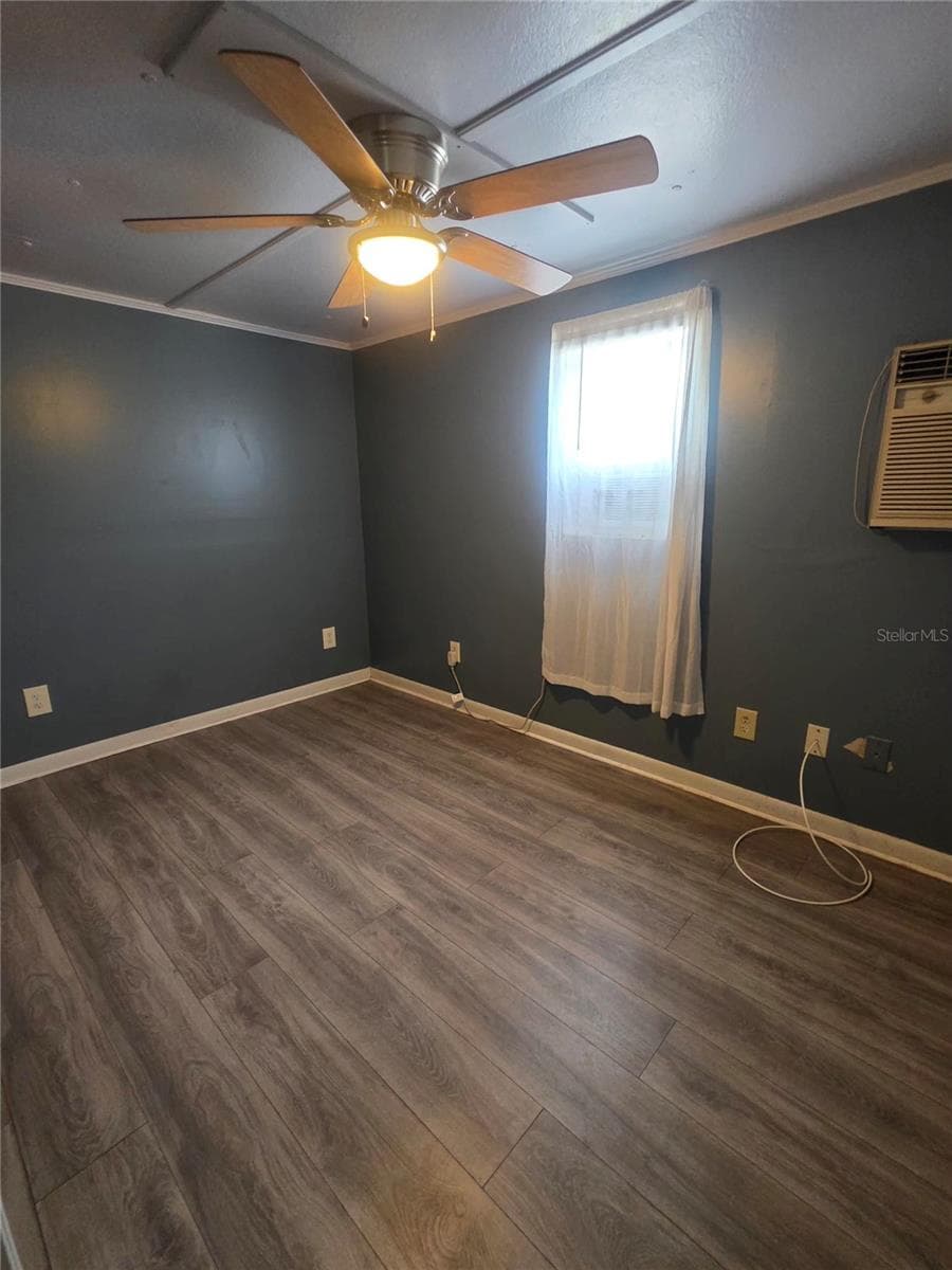 33508 LINDA DRIVE — photo 12 of 19