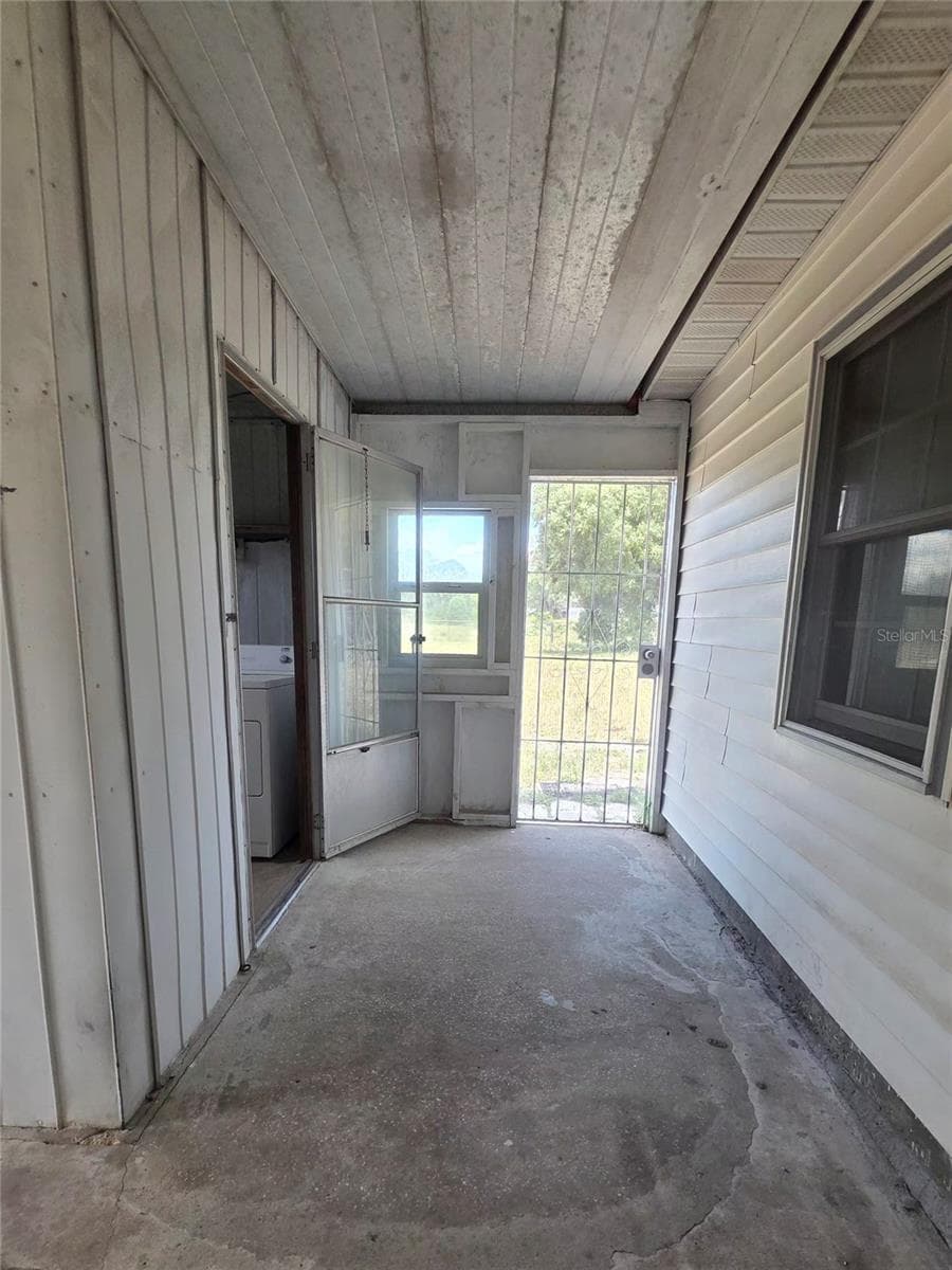 33508 LINDA DRIVE — photo 18 of 19