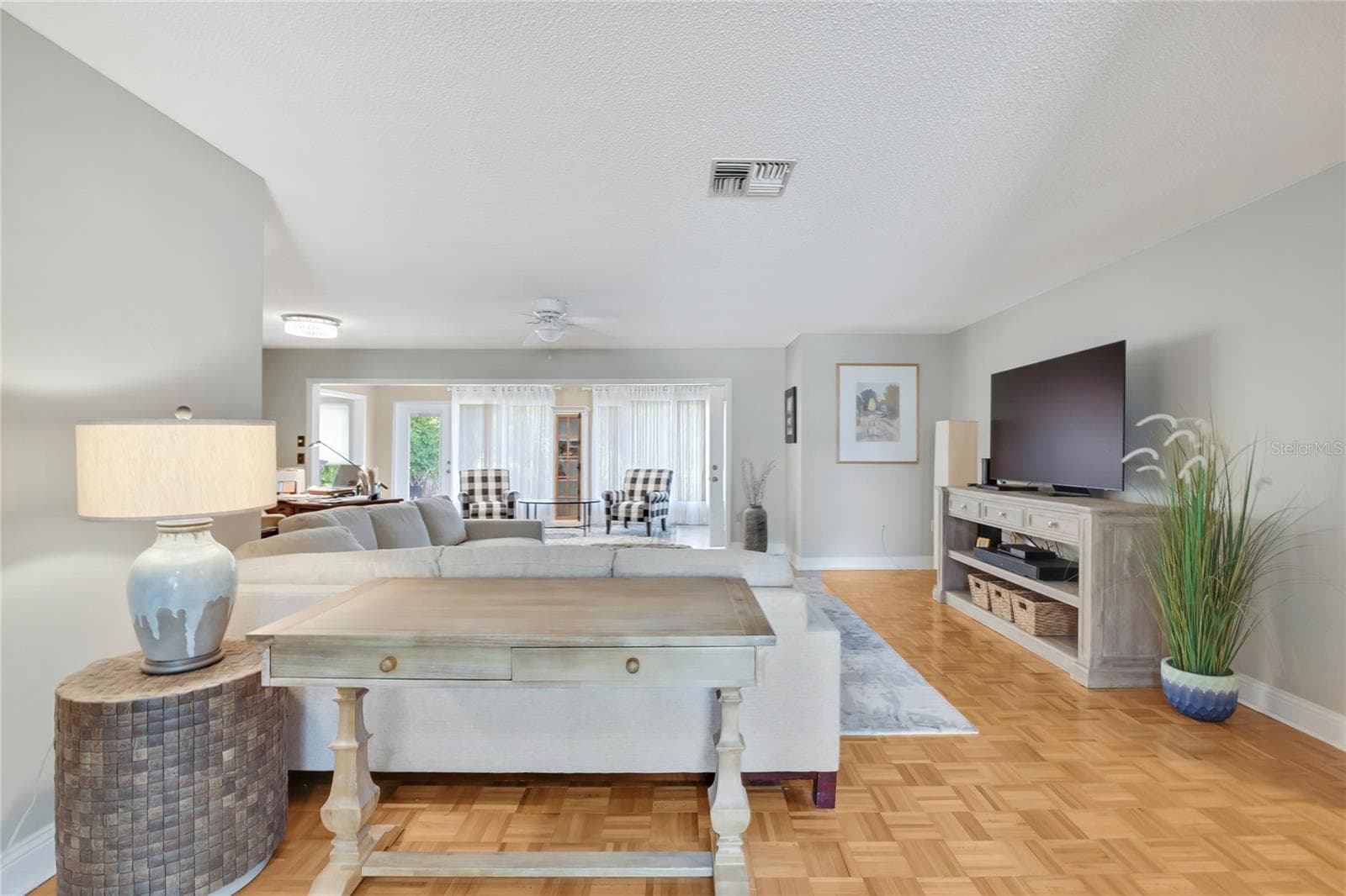 6577 PINE MEADOWS DRIVE — photo 2 of 34