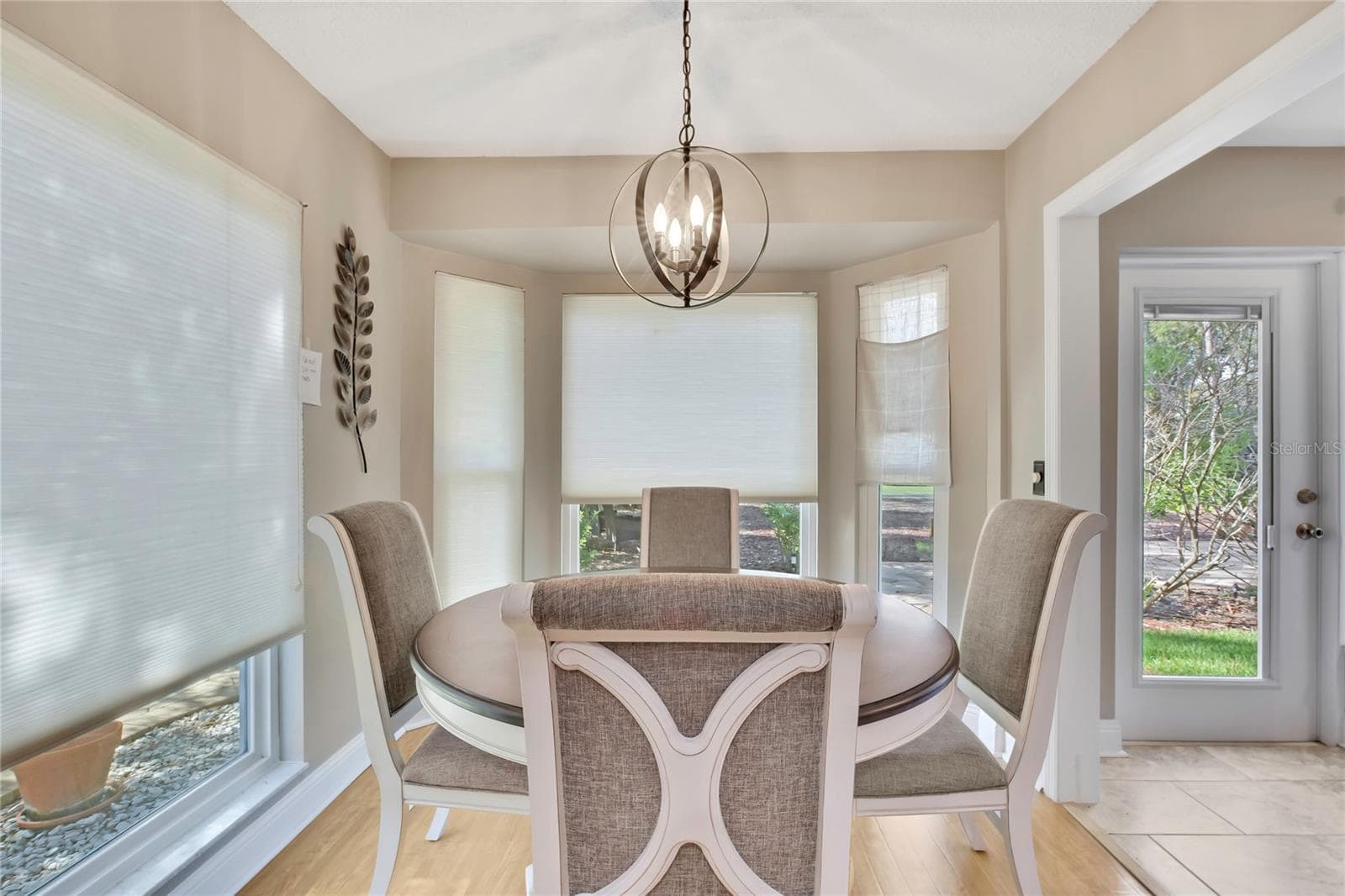 6577 PINE MEADOWS DRIVE — photo 10 of 34