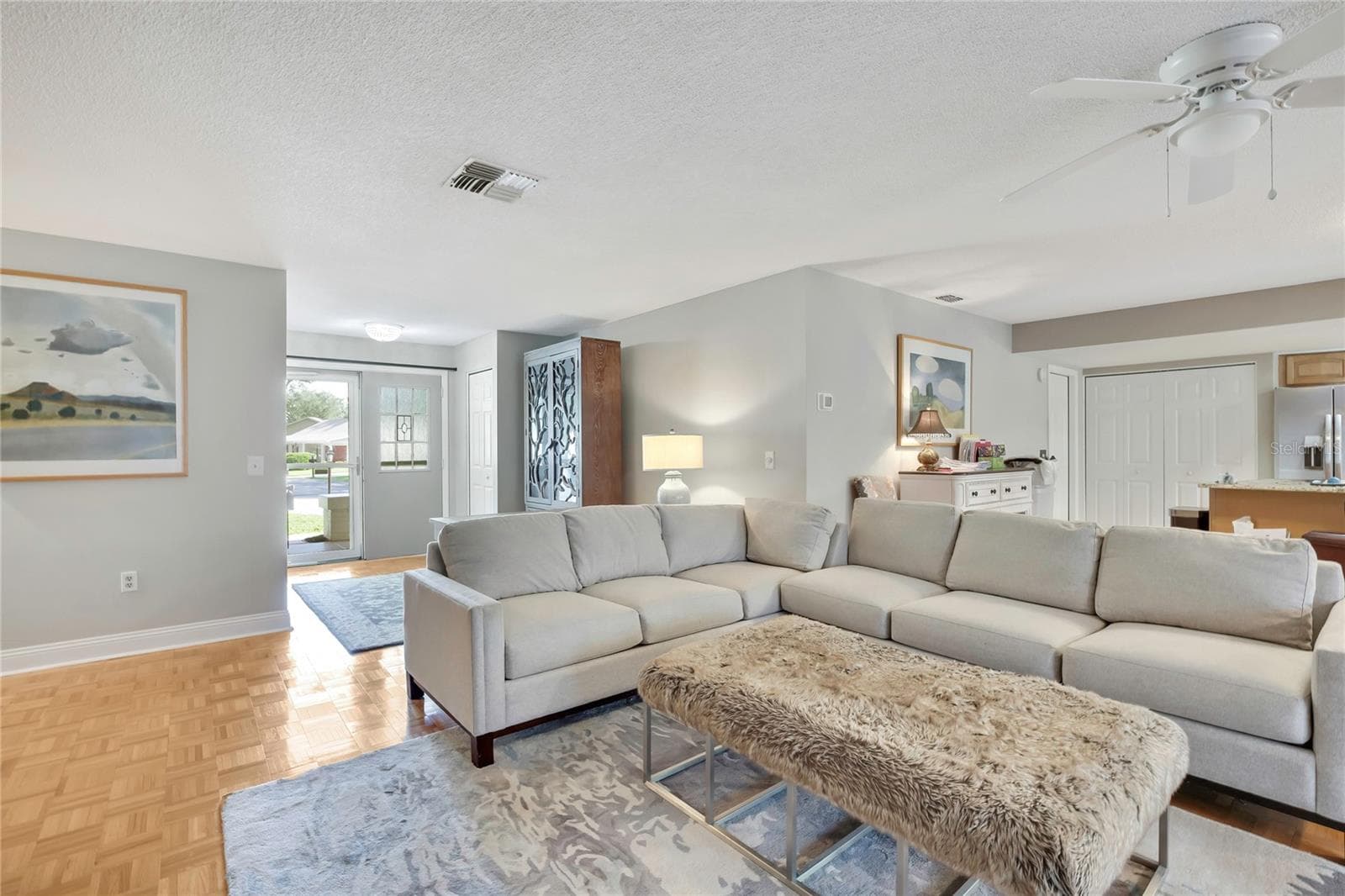 6577 PINE MEADOWS DRIVE — photo 3 of 34