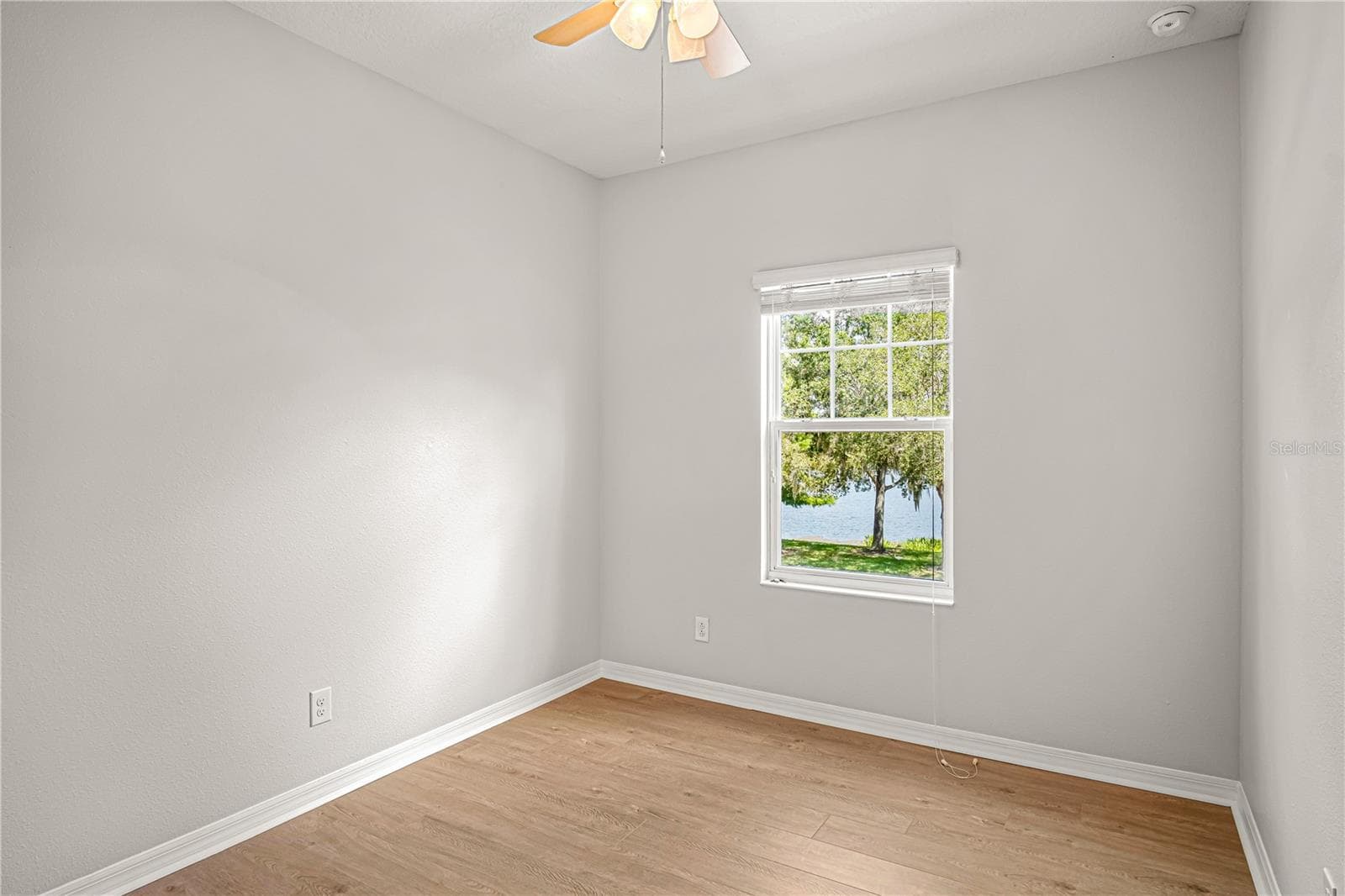 11472 CENTER LAKE DRIVE — photo 29 of 53