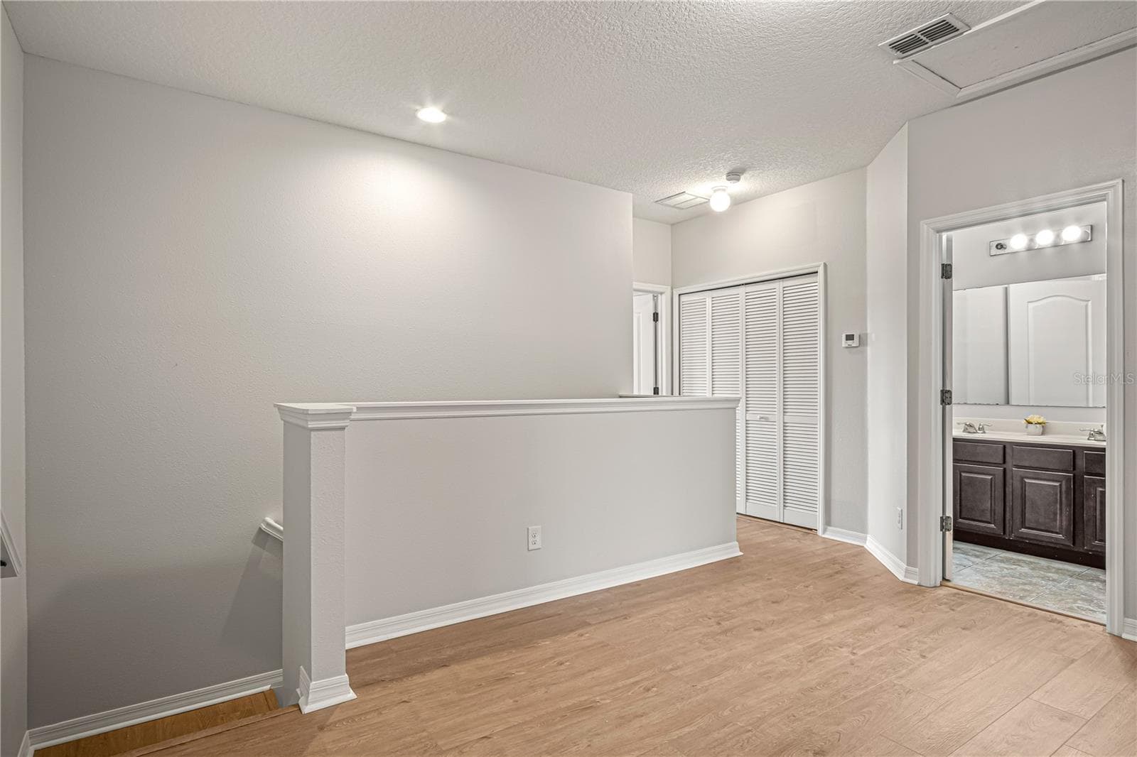 11472 CENTER LAKE DRIVE — photo 23 of 53