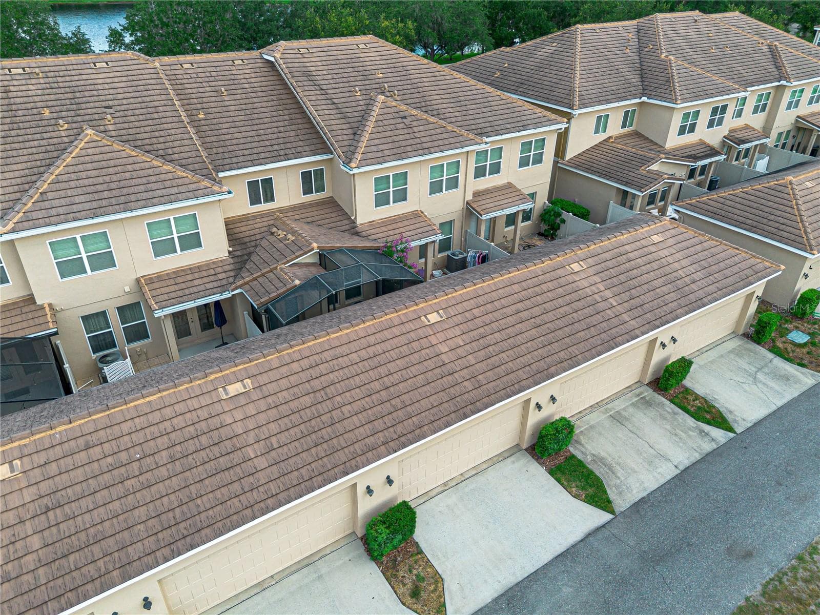 11472 CENTER LAKE DRIVE — photo 41 of 53