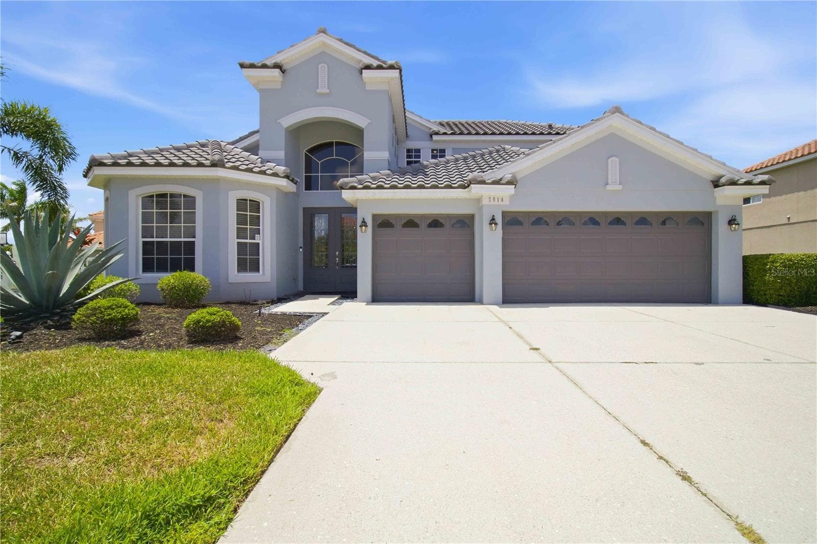 7614 DOUBLE PINE DRIVE — photo 1 of 63