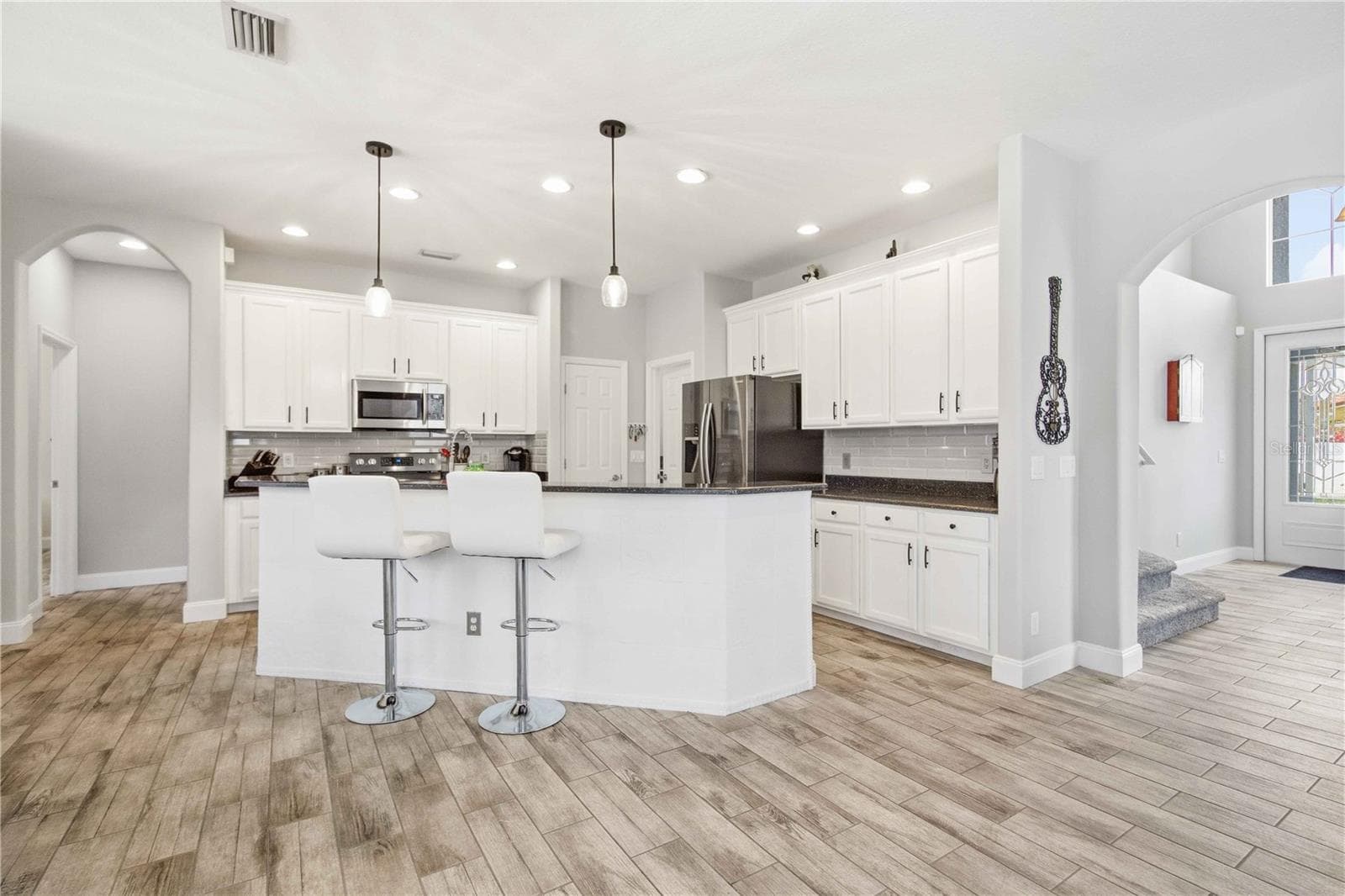 7614 DOUBLE PINE DRIVE — photo 12 of 63