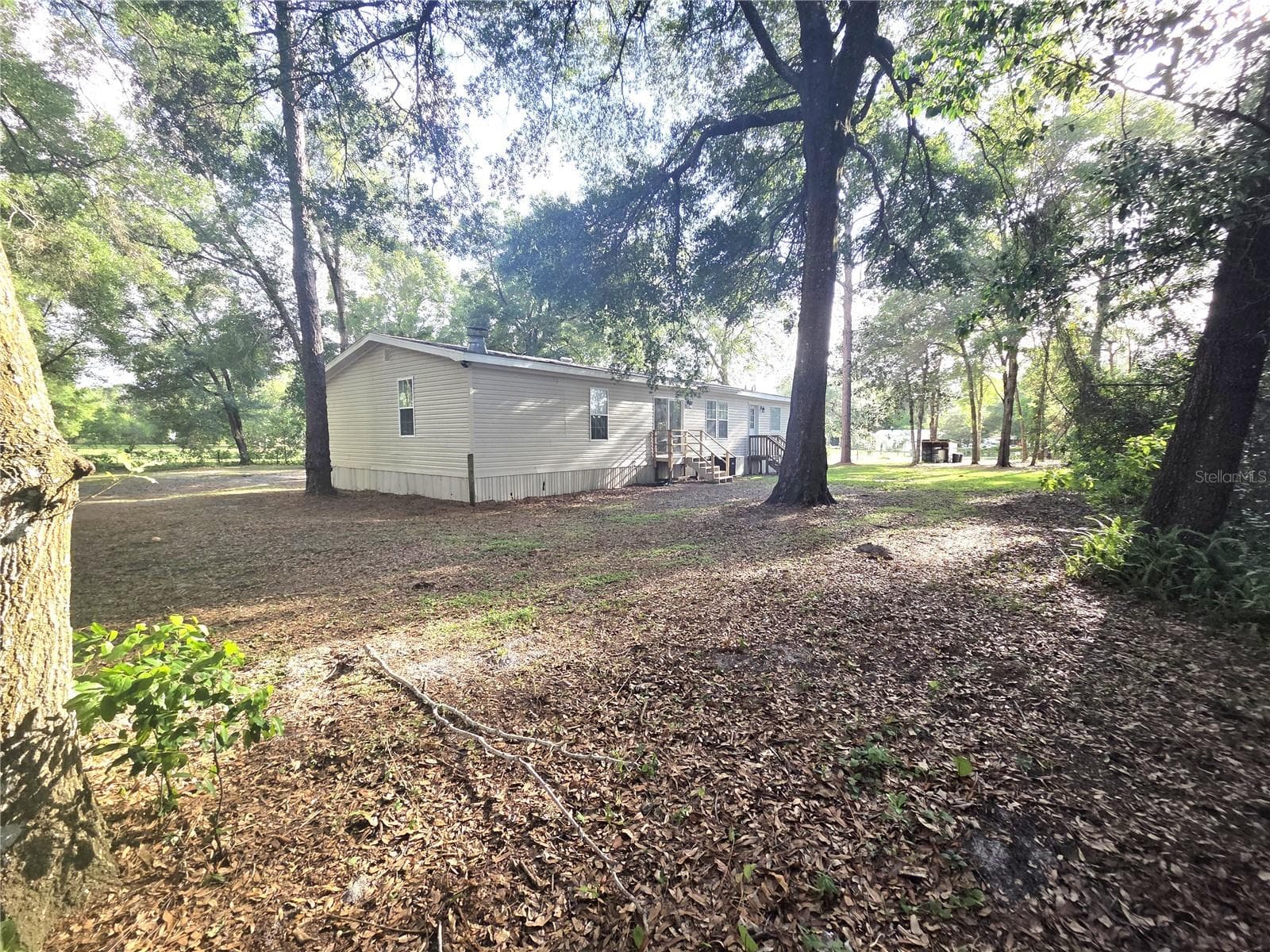 18314 DEASON DRIVE — photo 22 of 28