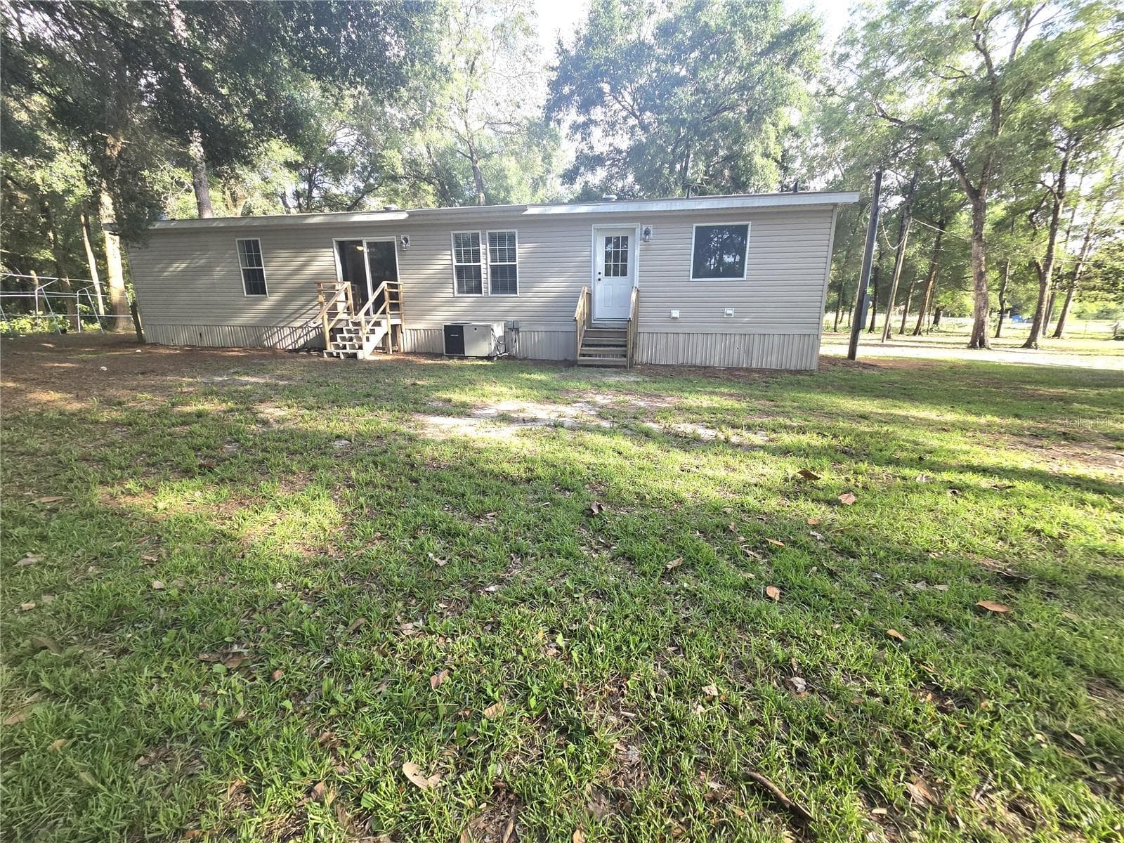 18314 DEASON DRIVE — photo 21 of 28