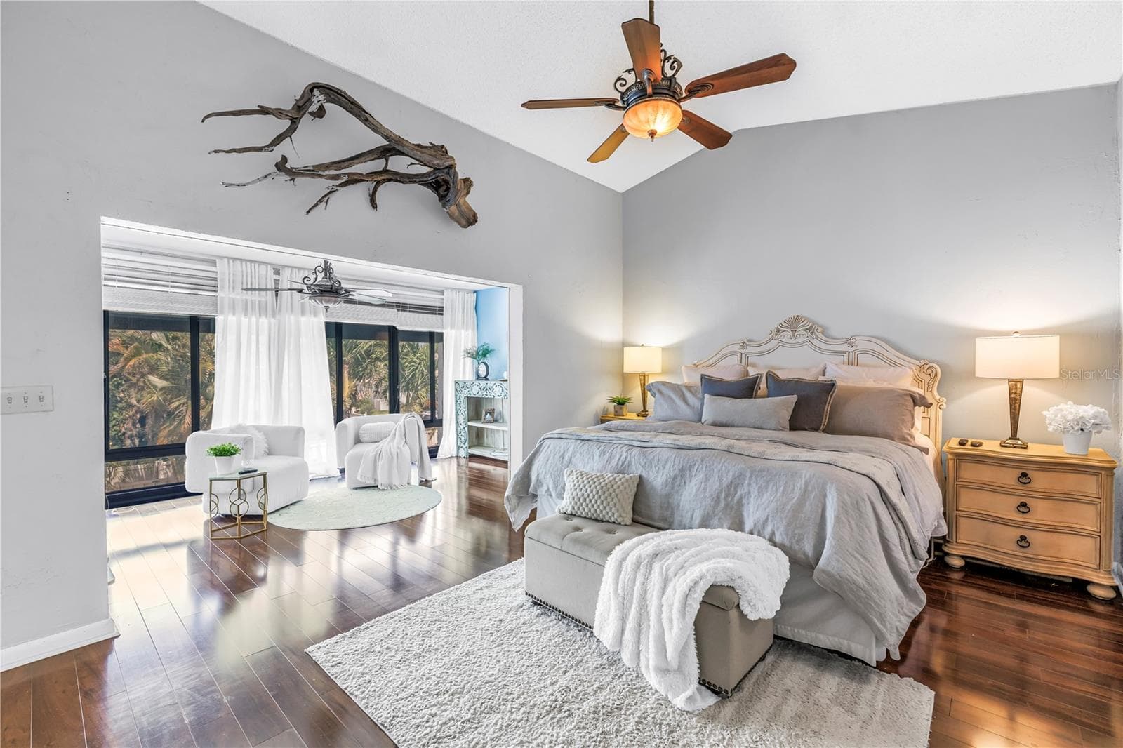 990 SAN CARLOS COURT — photo 3 of 43