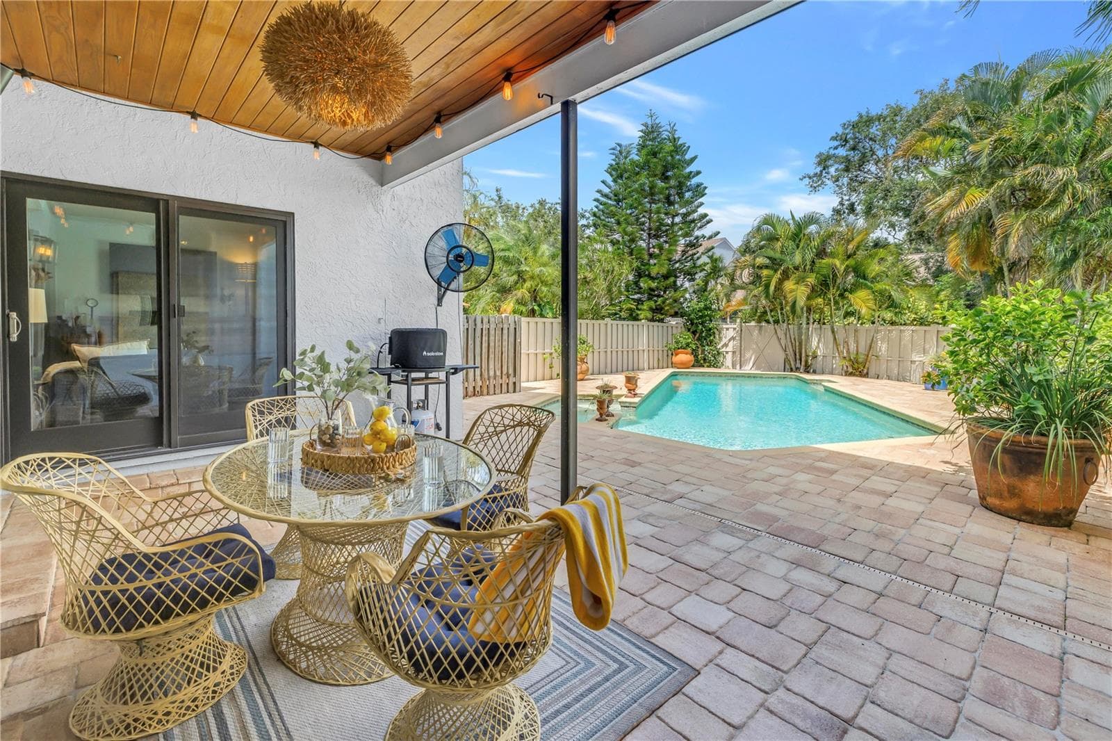 990 SAN CARLOS COURT — photo 1 of 43