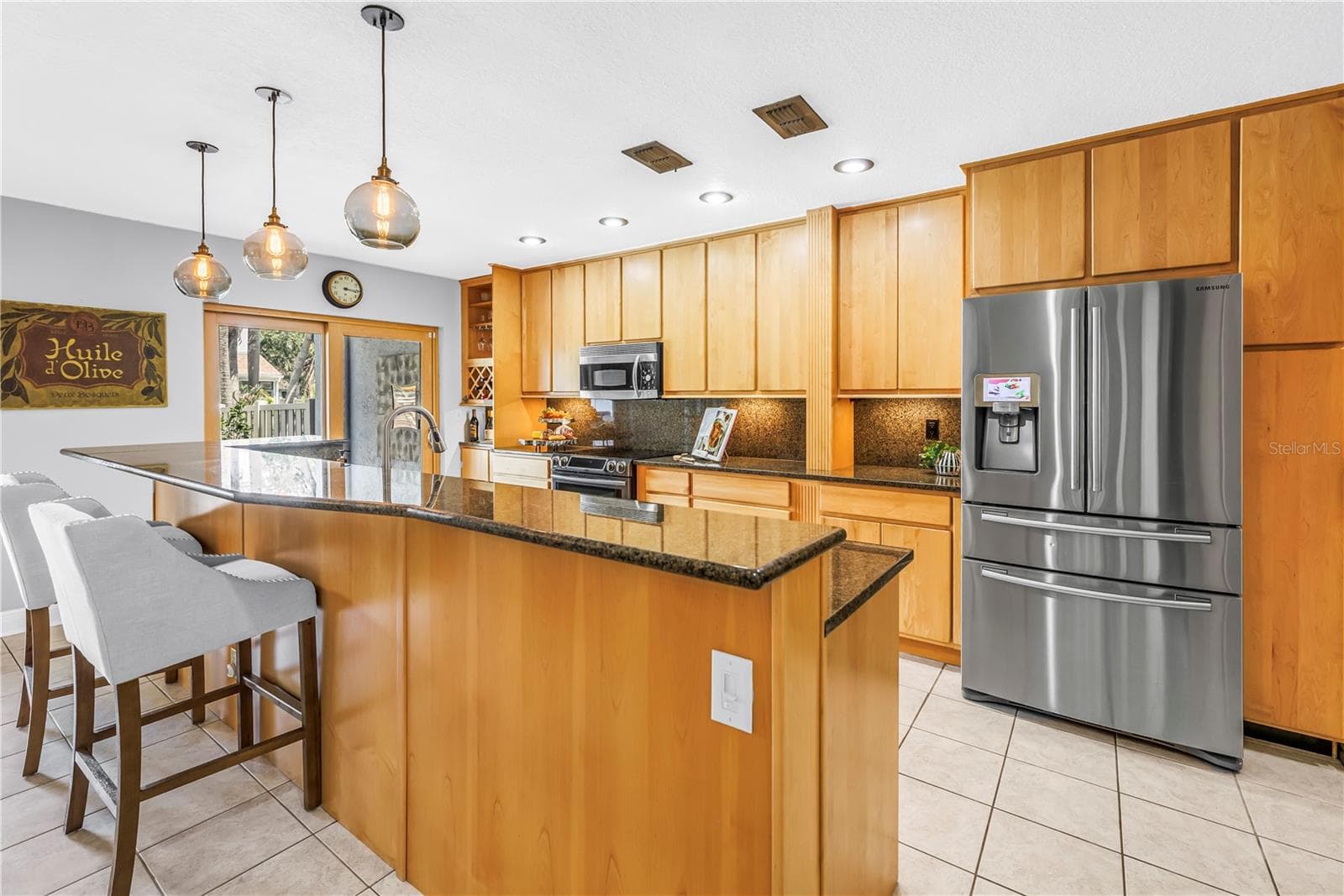 990 SAN CARLOS COURT — photo 4 of 43