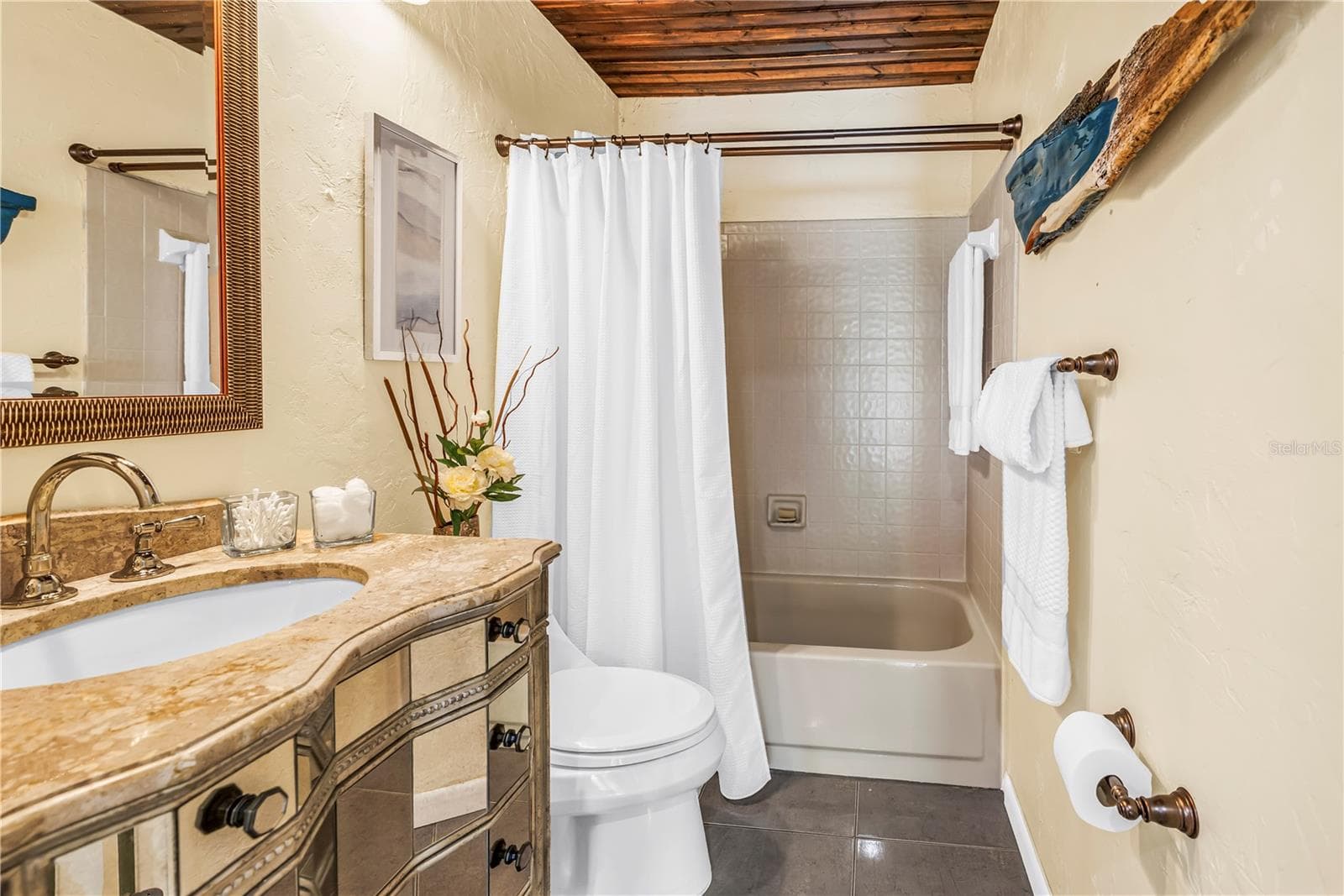 990 SAN CARLOS COURT — photo 9 of 43