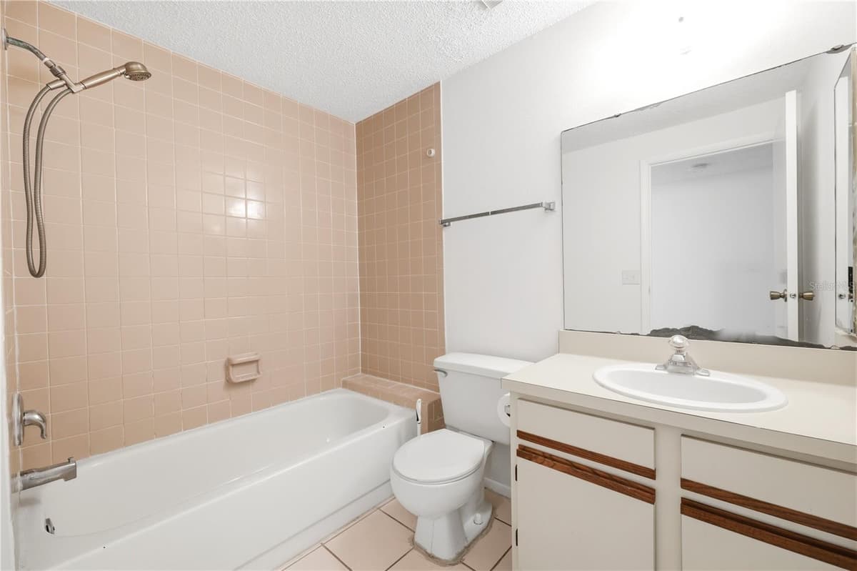 123 LOBLOLLY COURT — photo 16 of 43