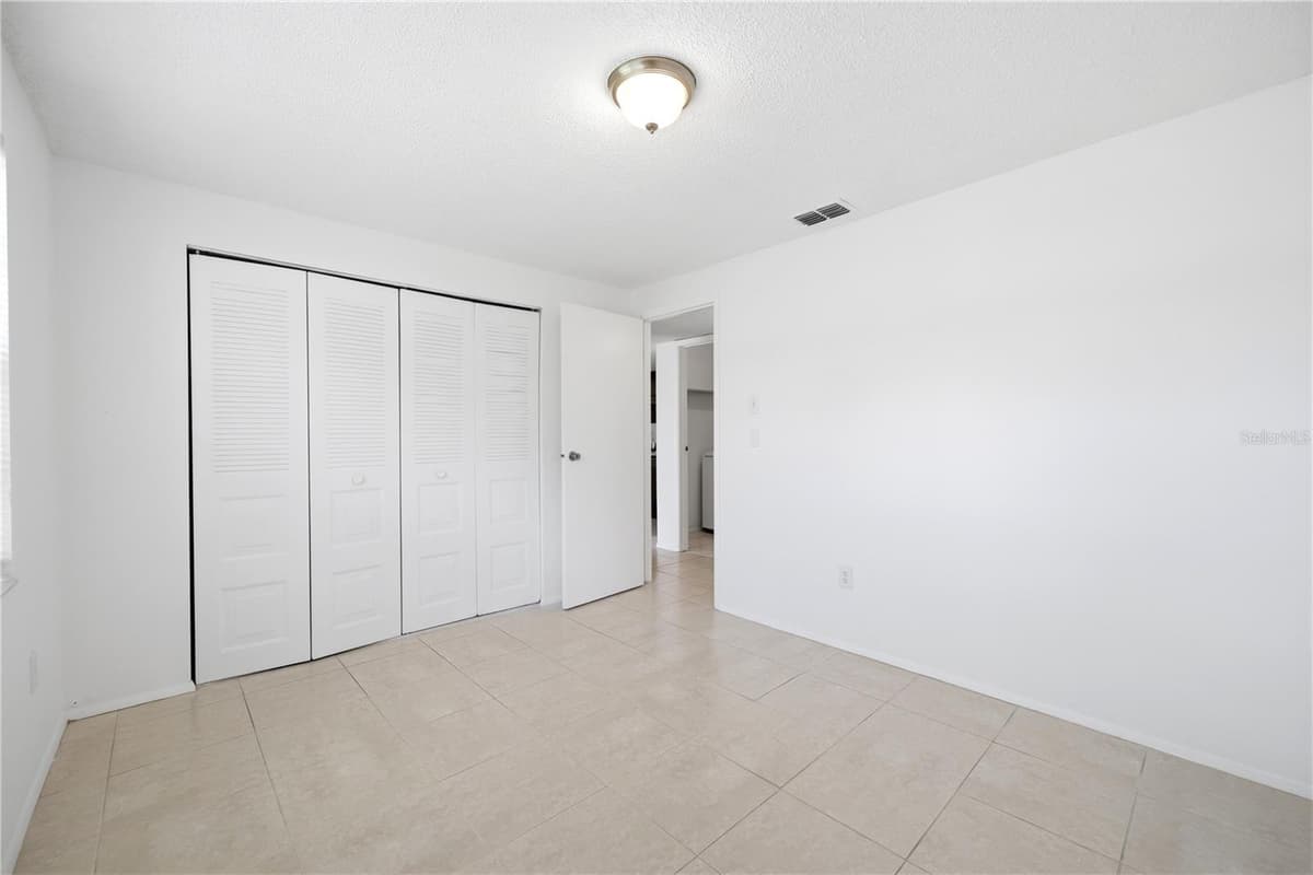 123 LOBLOLLY COURT — photo 23 of 43