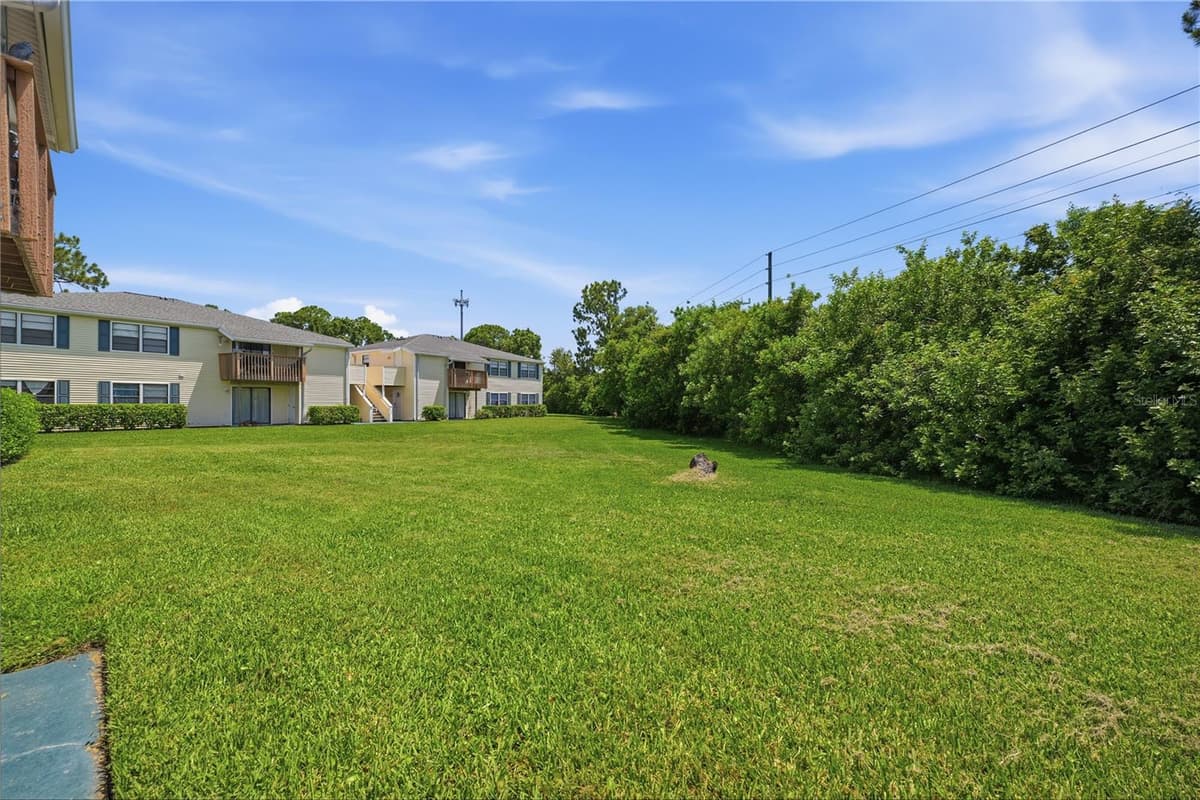 123 LOBLOLLY COURT — photo 26 of 43