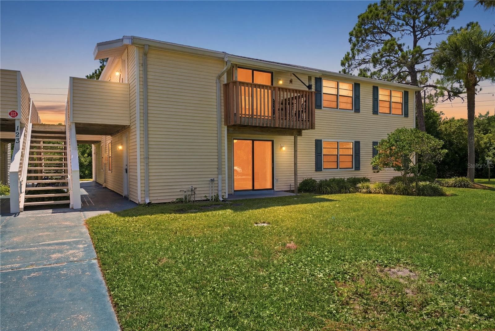 123 LOBLOLLY COURT