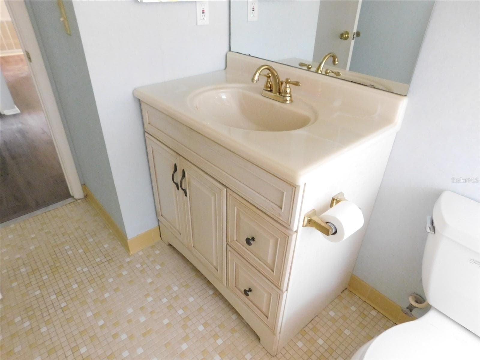 2311 TOWERBRIDGE STREET — photo 25 of 31