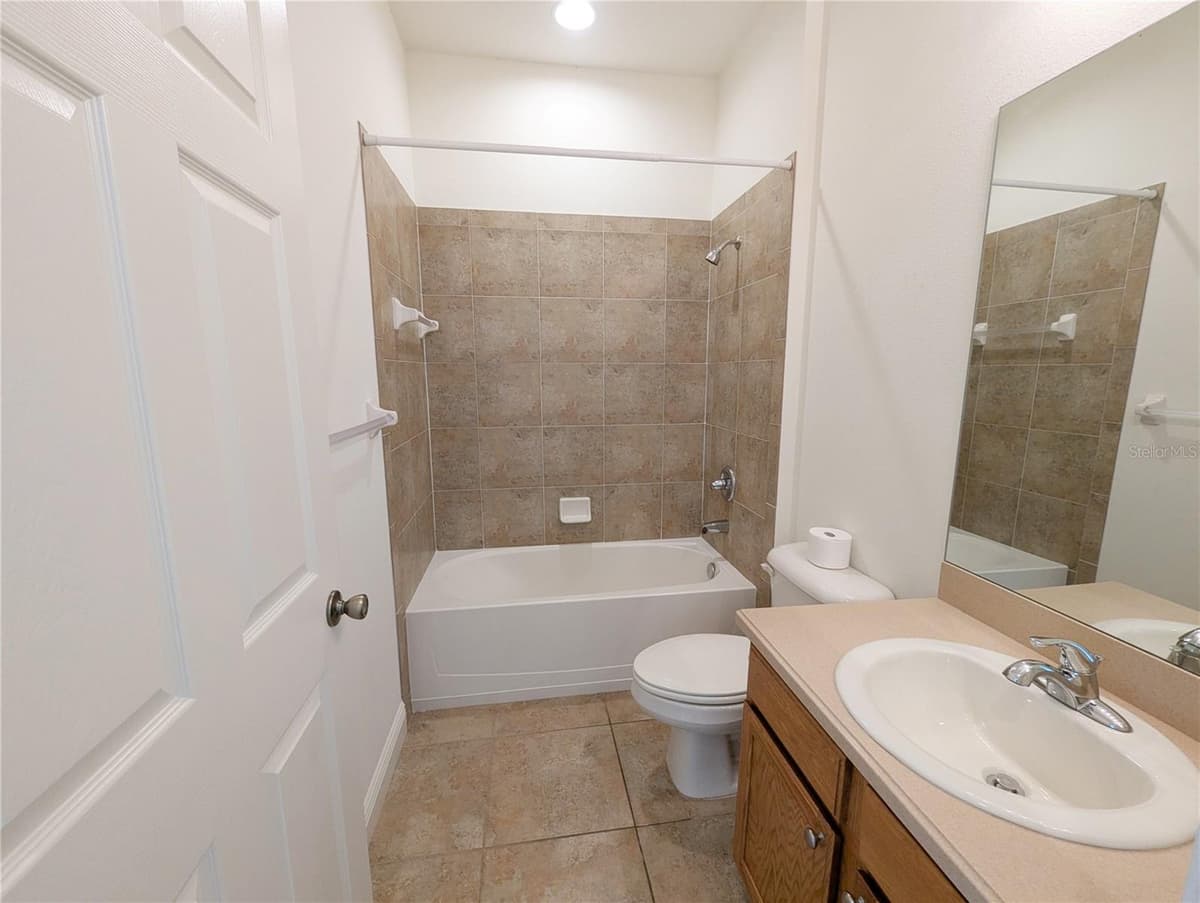 1882 ANGELICA LOOP — photo 17 of 30
