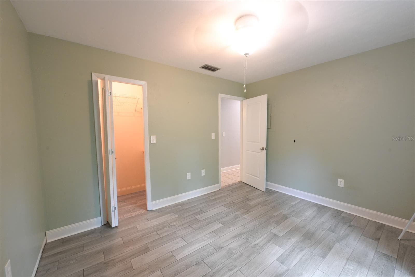 7616 10TH AVENUE — photo 14 of 28