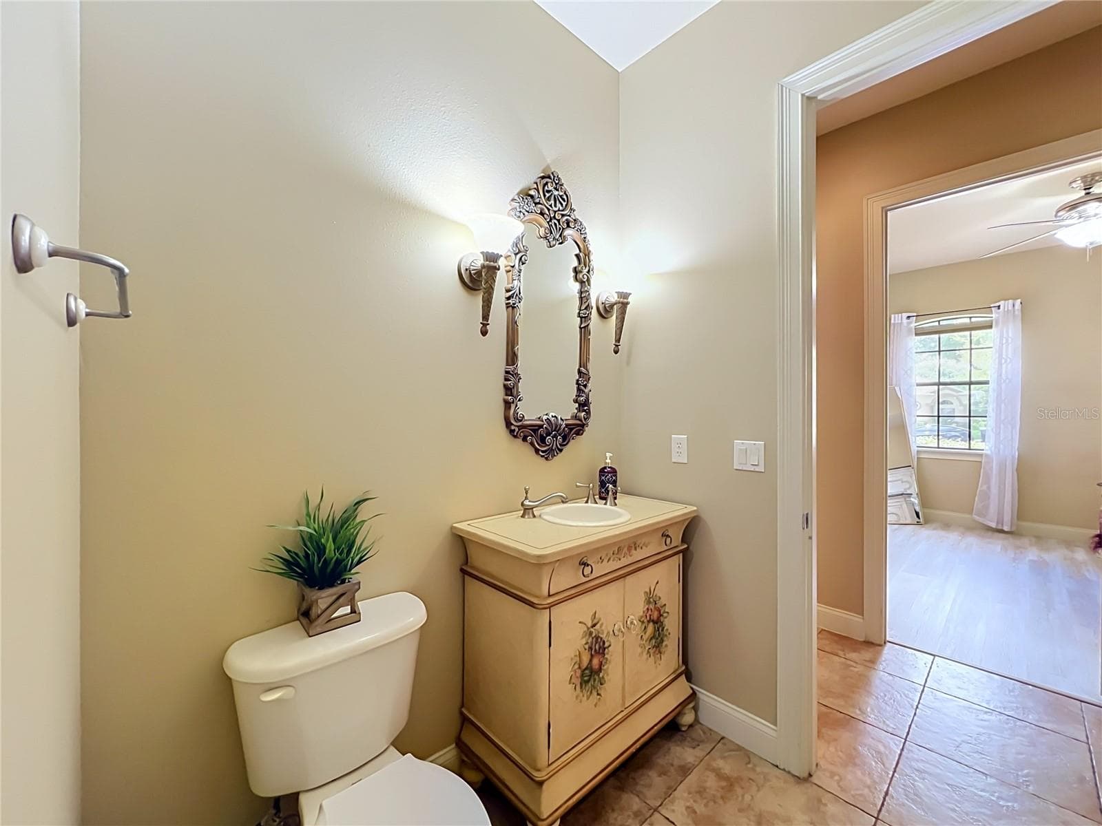 806 JOHNS POINT DRIVE — photo 41 of 98