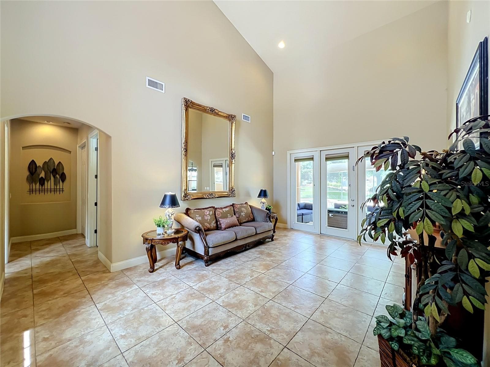 806 JOHNS POINT DRIVE — photo 14 of 98