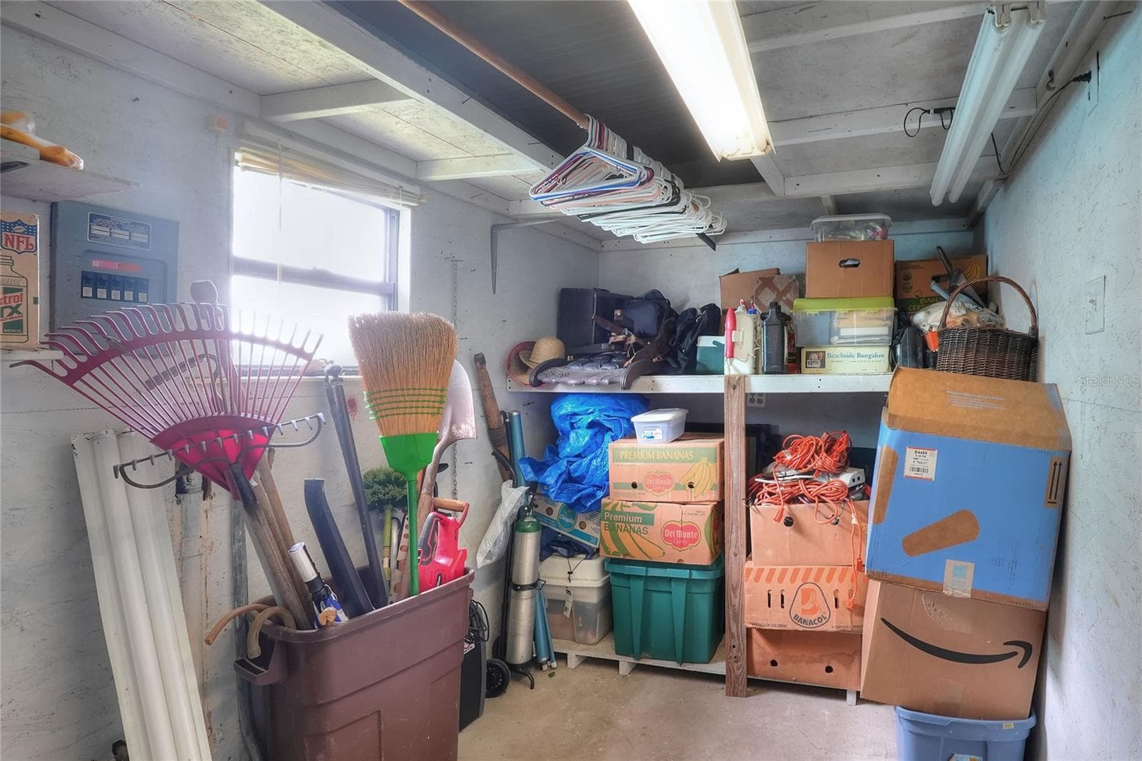 2055 FLORAL AVENUE — photo 33 of 53