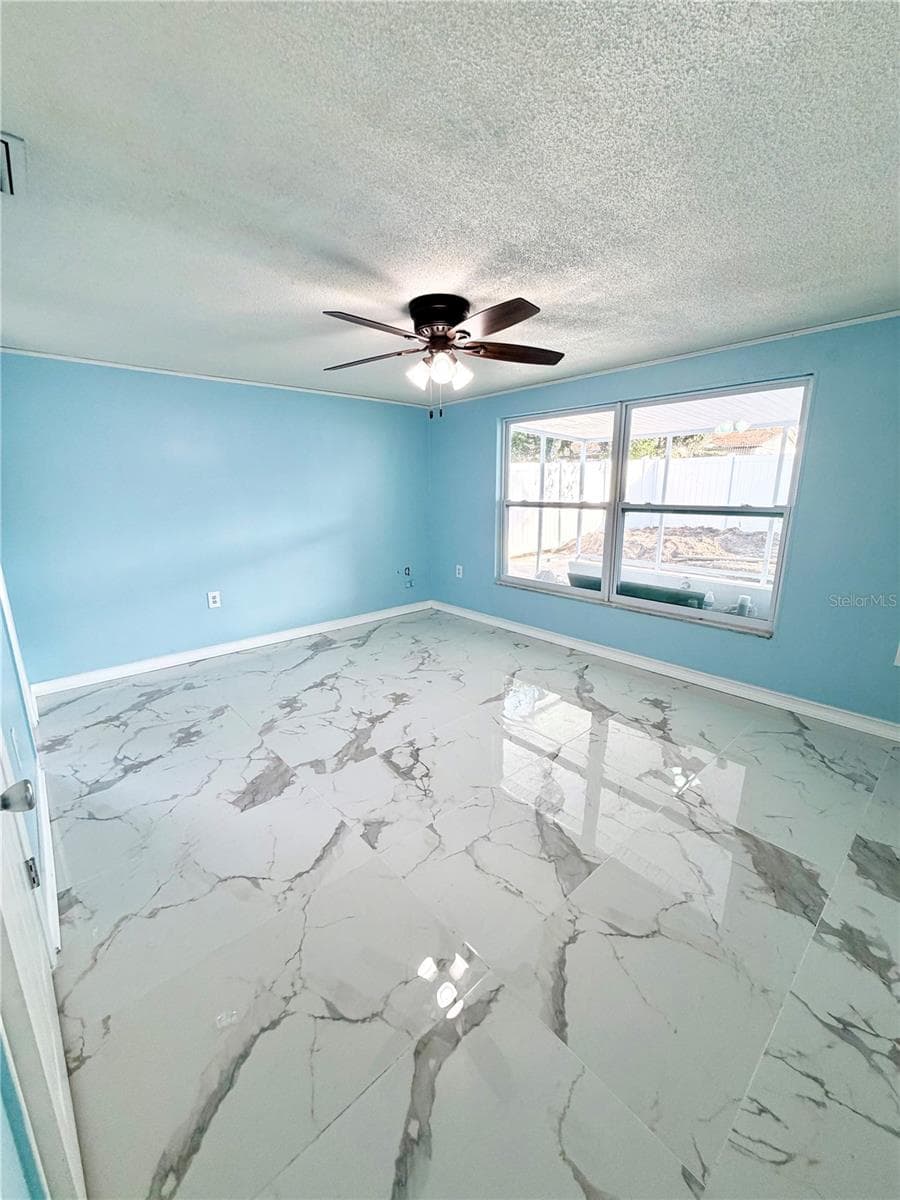 7040 FOX HOLLOW DRIVE — photo 17 of 32