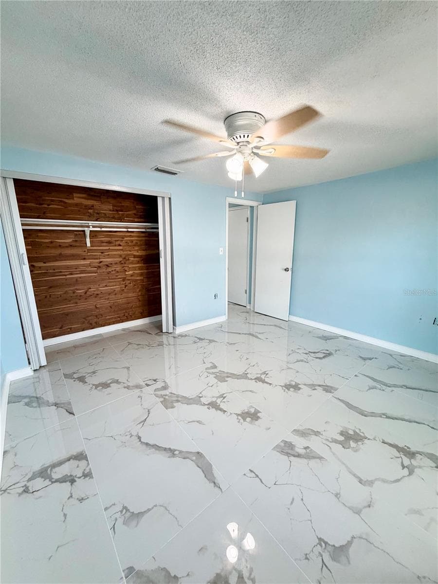7040 FOX HOLLOW DRIVE — photo 27 of 32