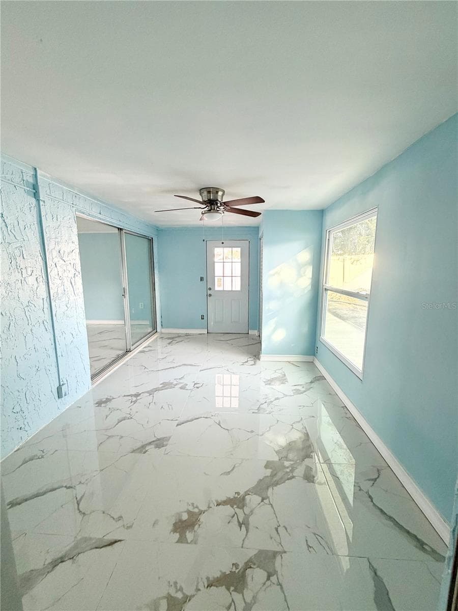 7040 FOX HOLLOW DRIVE — photo 15 of 32