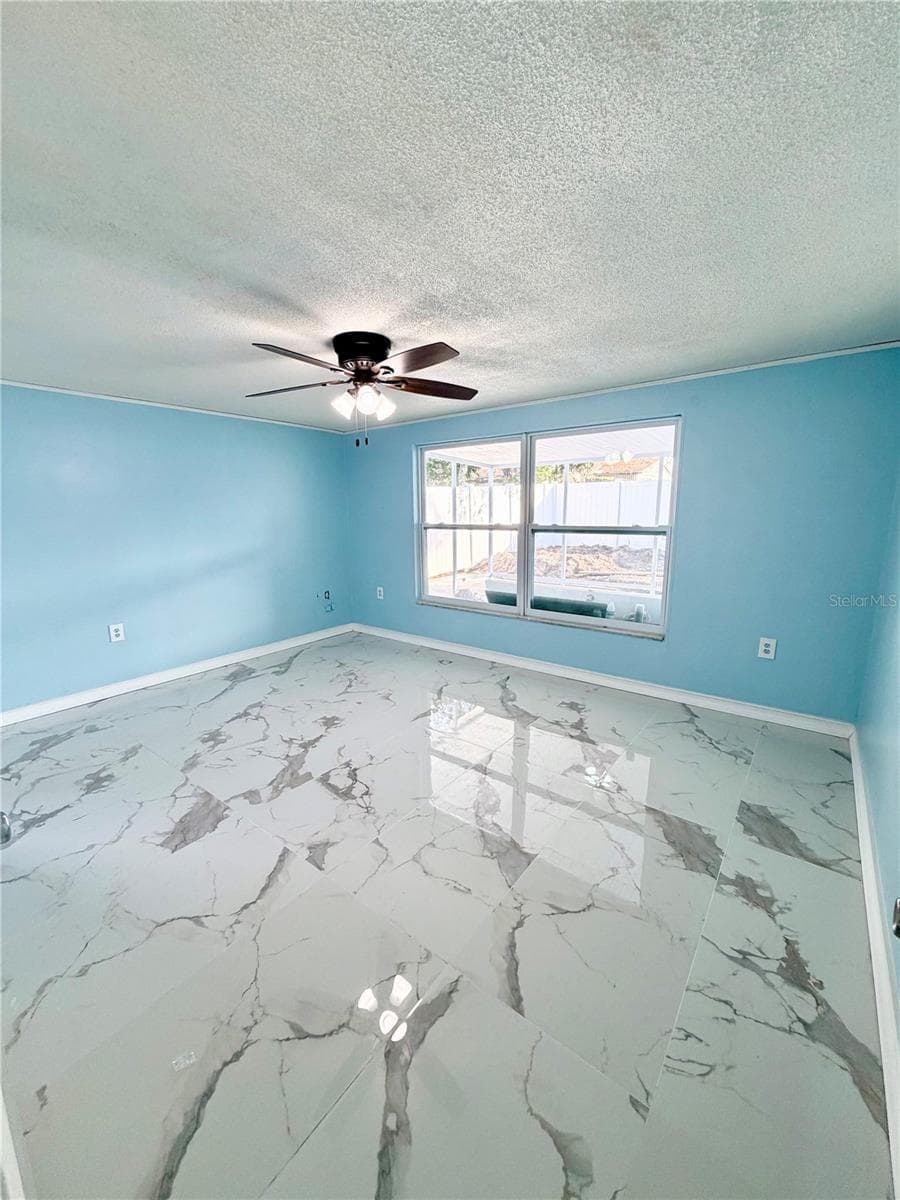 7040 FOX HOLLOW DRIVE — photo 16 of 32